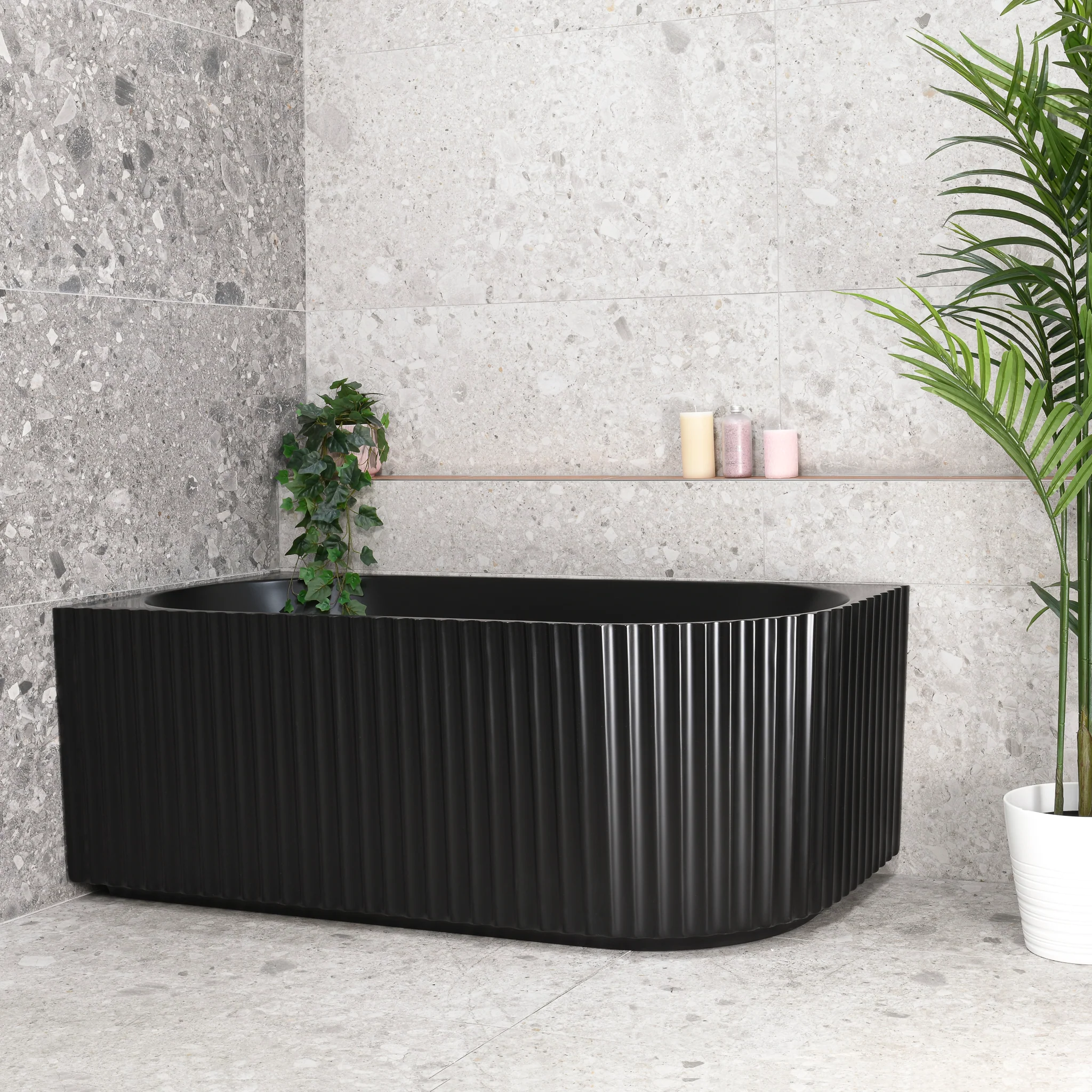 Agora Groove 1500mm Fluted Left Corner Freestanding Bath, Matte Black - Image 3