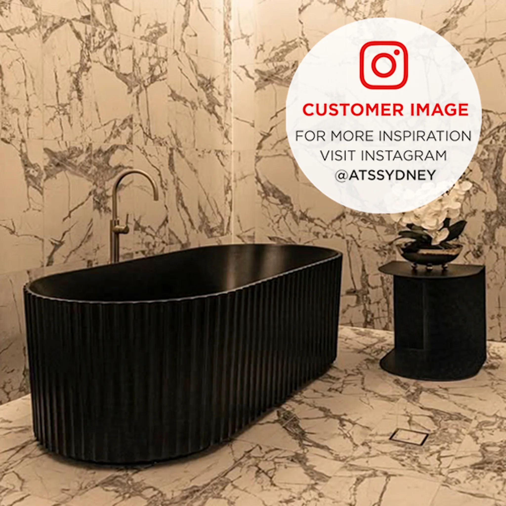 Agora Groove 1500mm Fluted Oval Freestanding Bath, Matte Black - Image 4