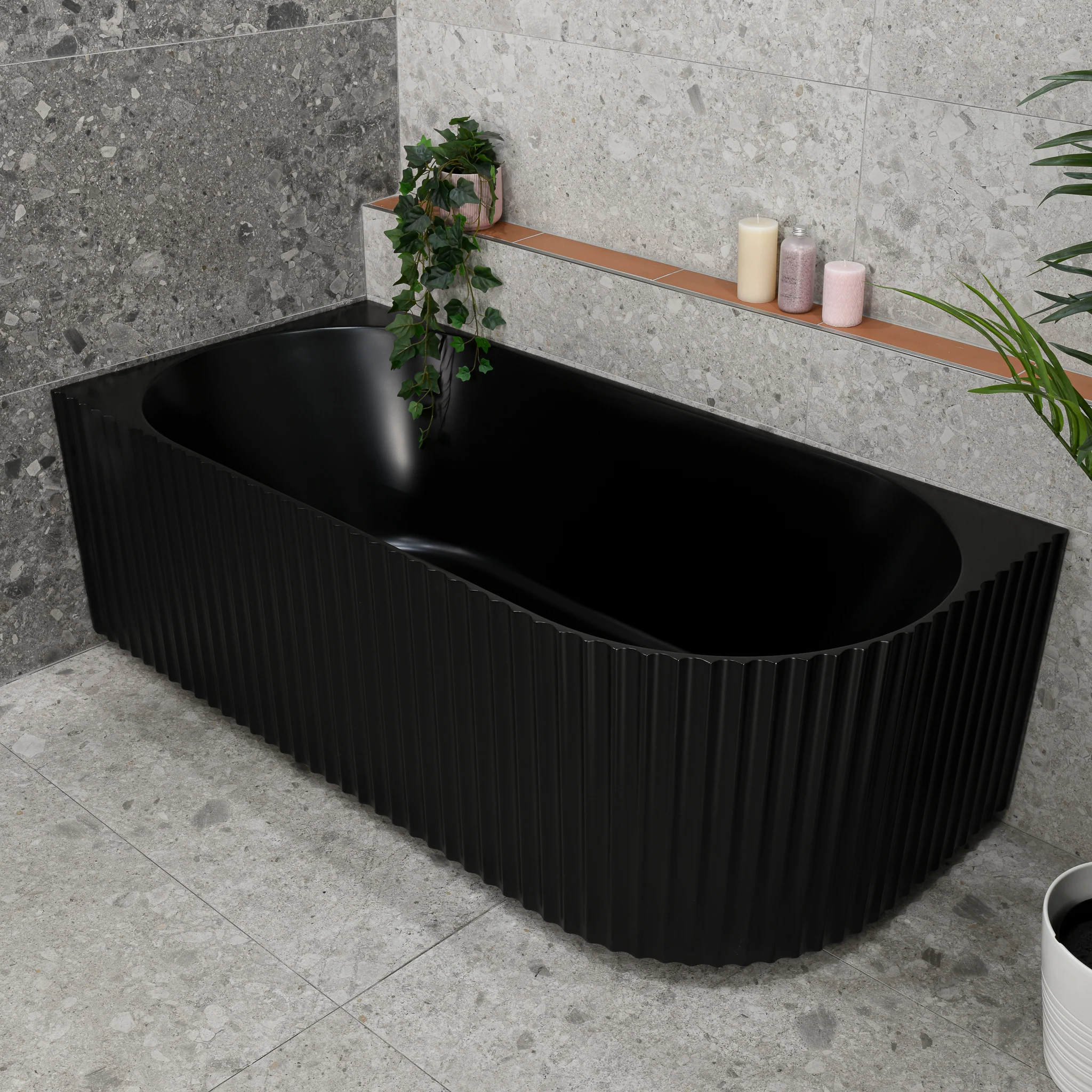 Agora Groove 1700mm Fluted Left Corner Freestanding Bath, Matte Black - Image 2