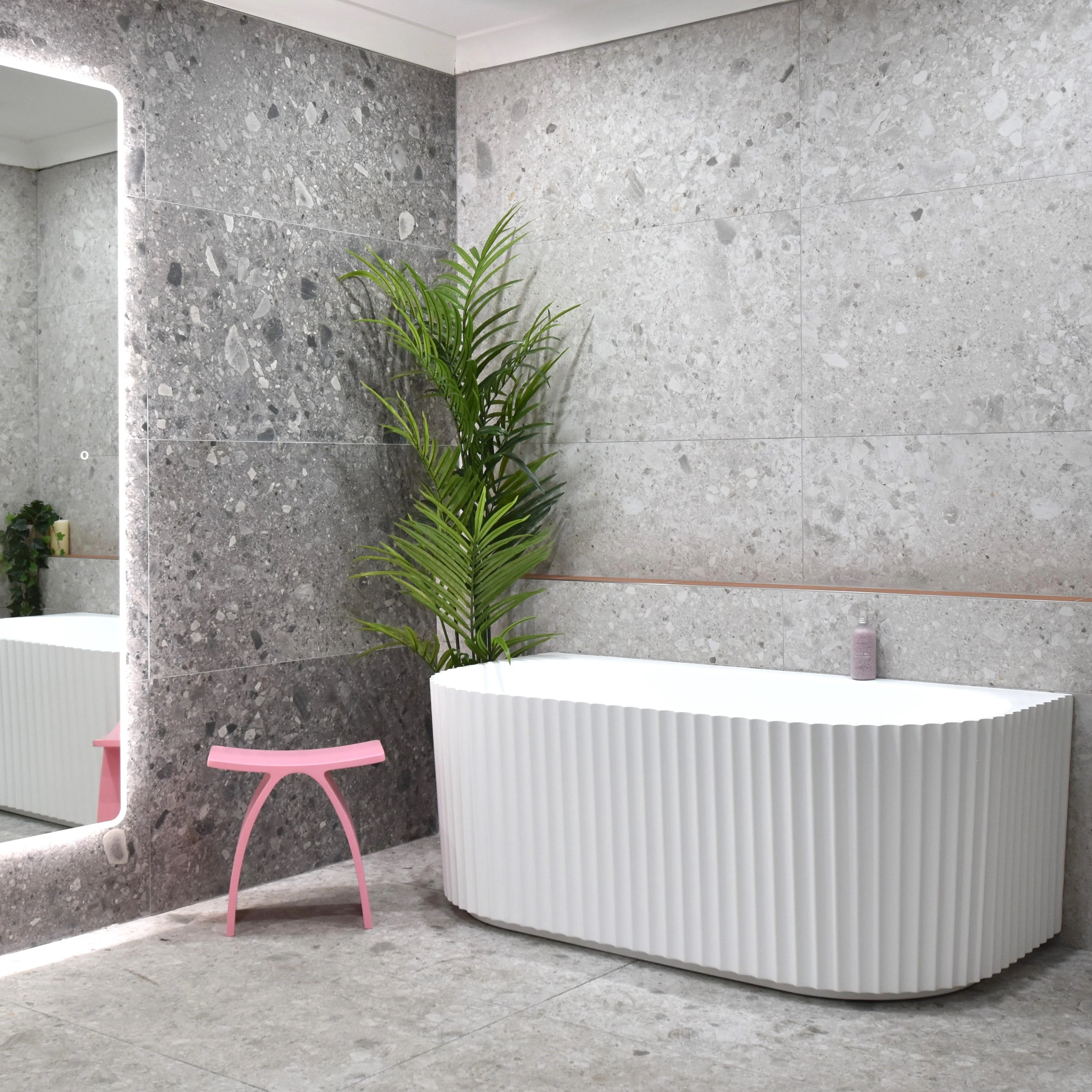 Agora Groove 1700mm Fluted Oval Freestanding Back to Wall Bath, Gloss White - Image 5