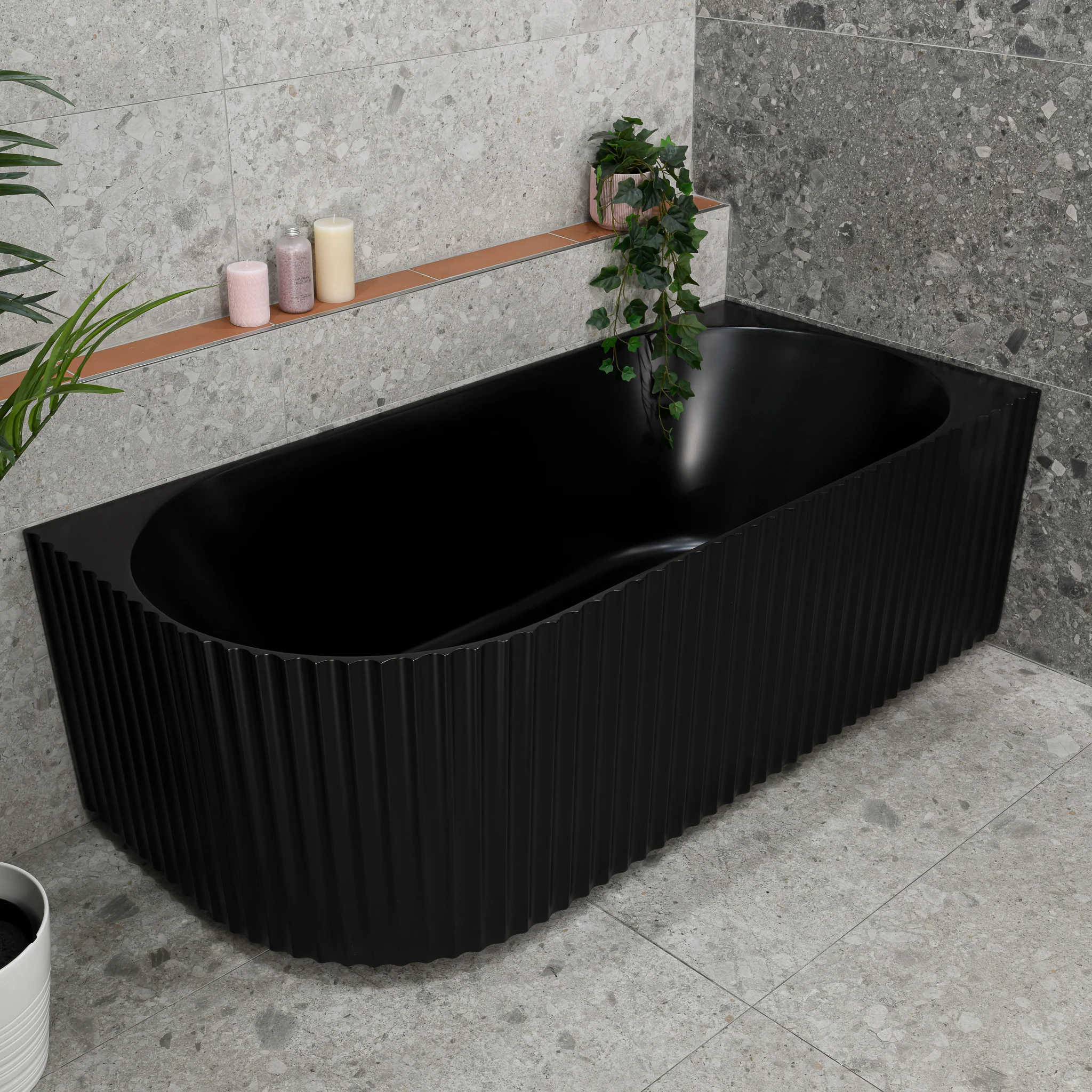 Agora Groove 1700mm Fluted Right Corner Freestanding Bath, Matte Black - Image 2