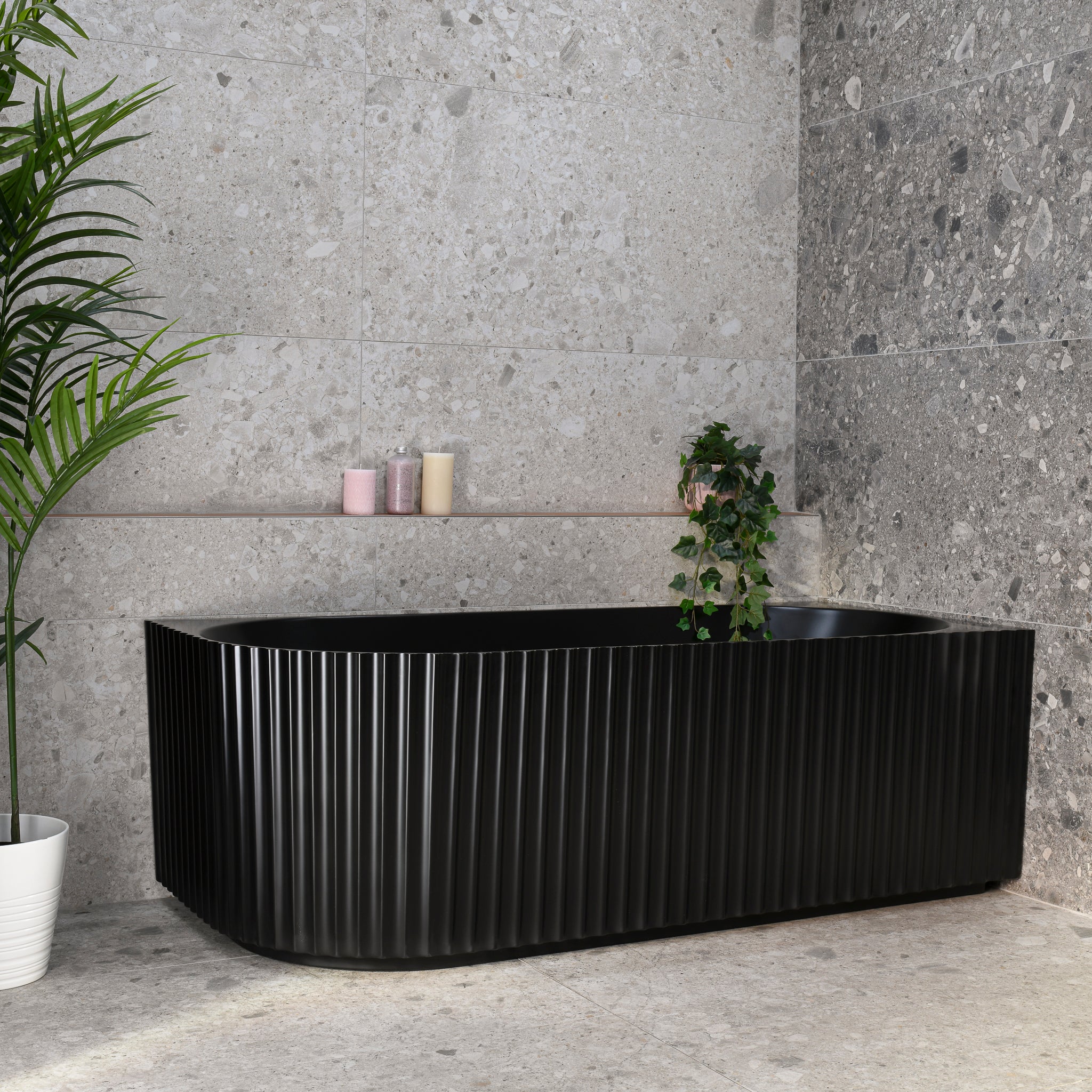 Agora Groove 1700mm Fluted Right Corner Freestanding Bath, Matte Black - Image 3