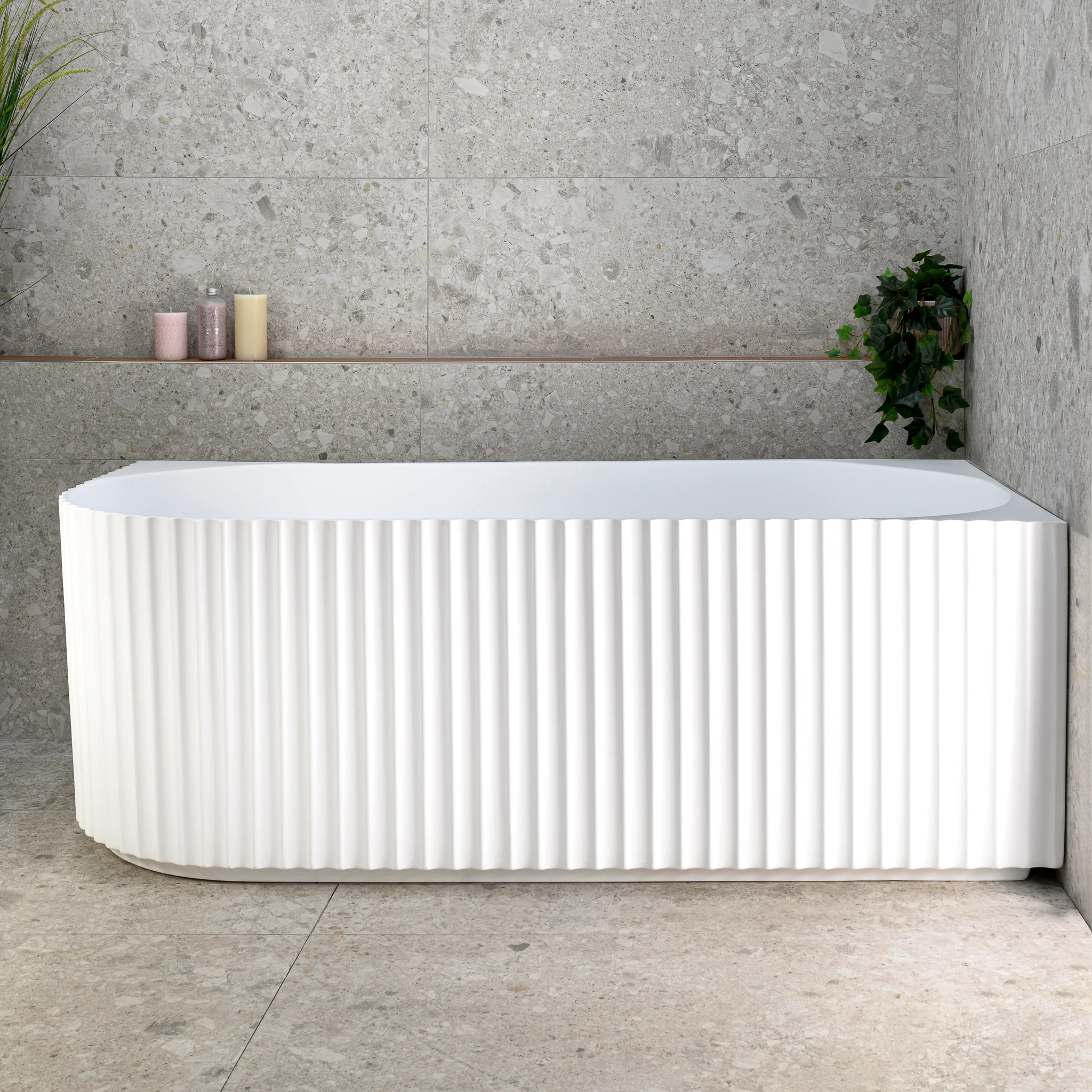 Agora Groove 1700mm Fluted Right Corner Freestanding Bath, Matte White - Image 3