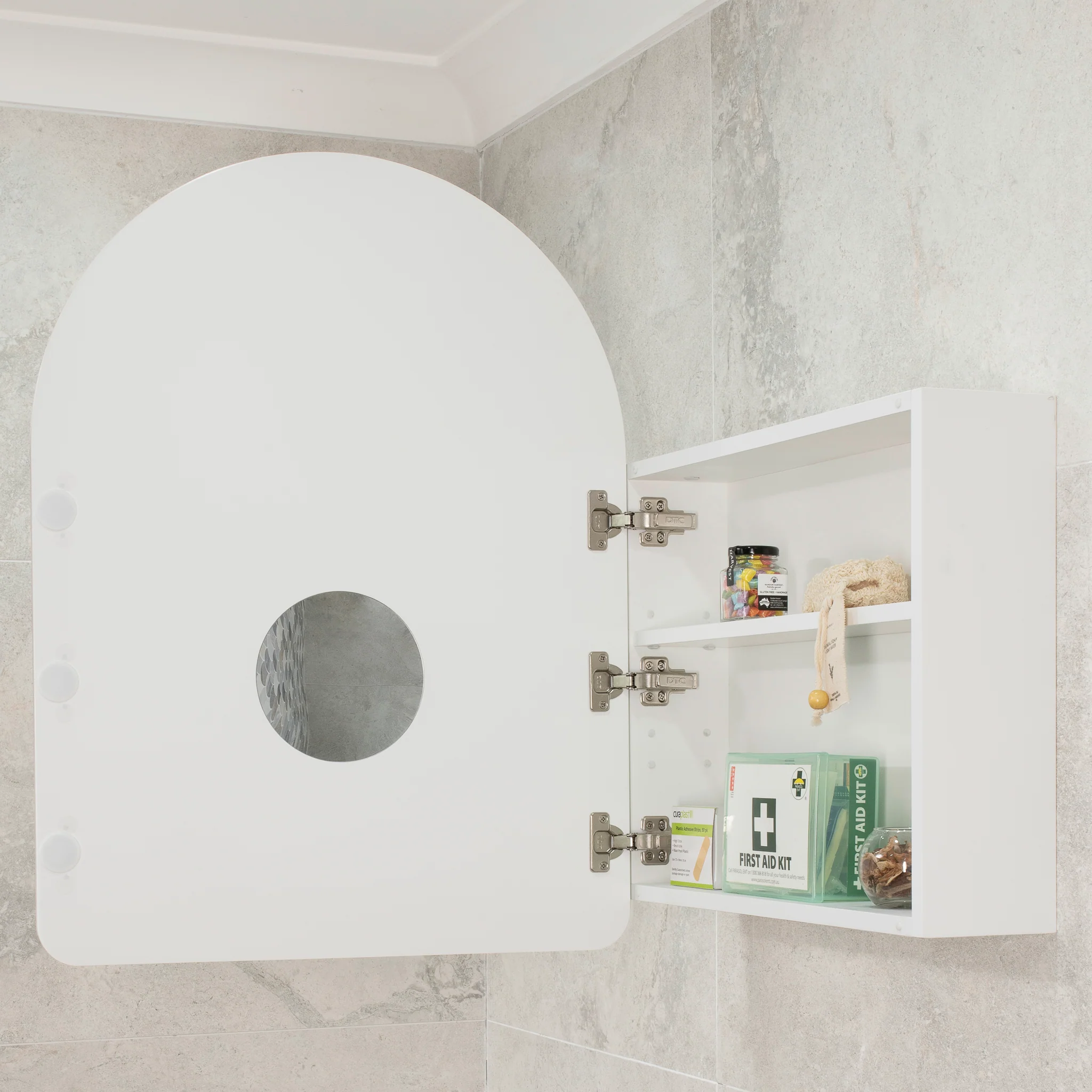 Arco Arch 600mm x 800mm Mirrored Shaving Cabinet, Matte White - Image 5