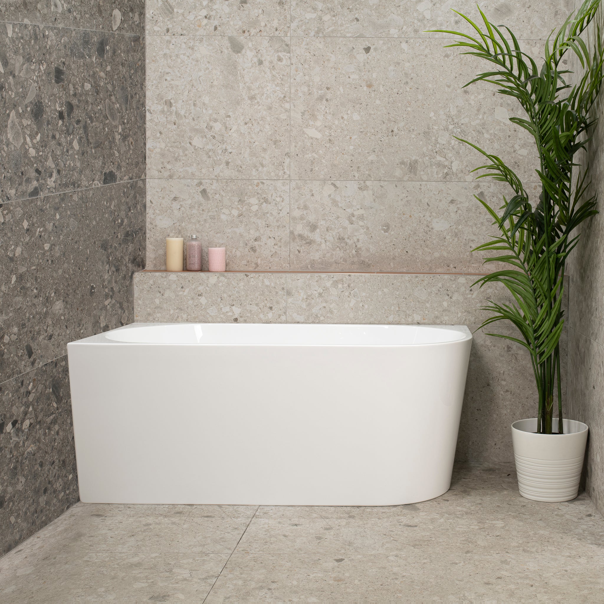 **CLEARANCE STOCK Avalon 1400mm Left Corner Freestanding Bath, Gloss White - Image 4