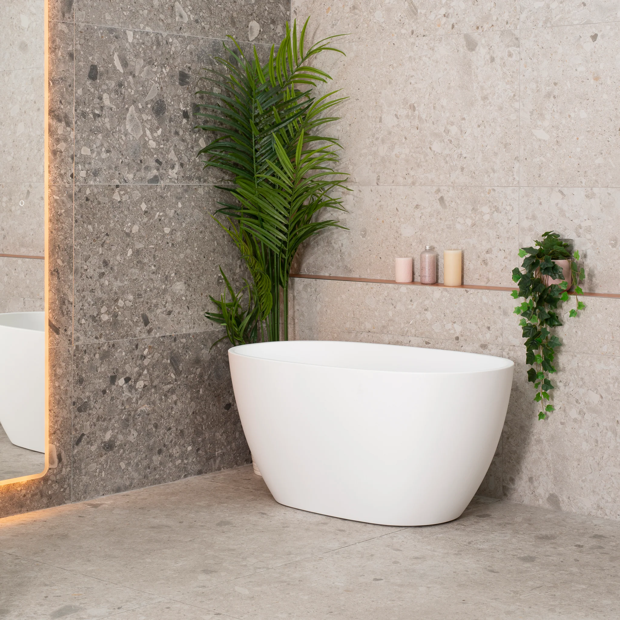 Byron Egg 1200mm Oval Freestanding Bath, Matte White - Image 5