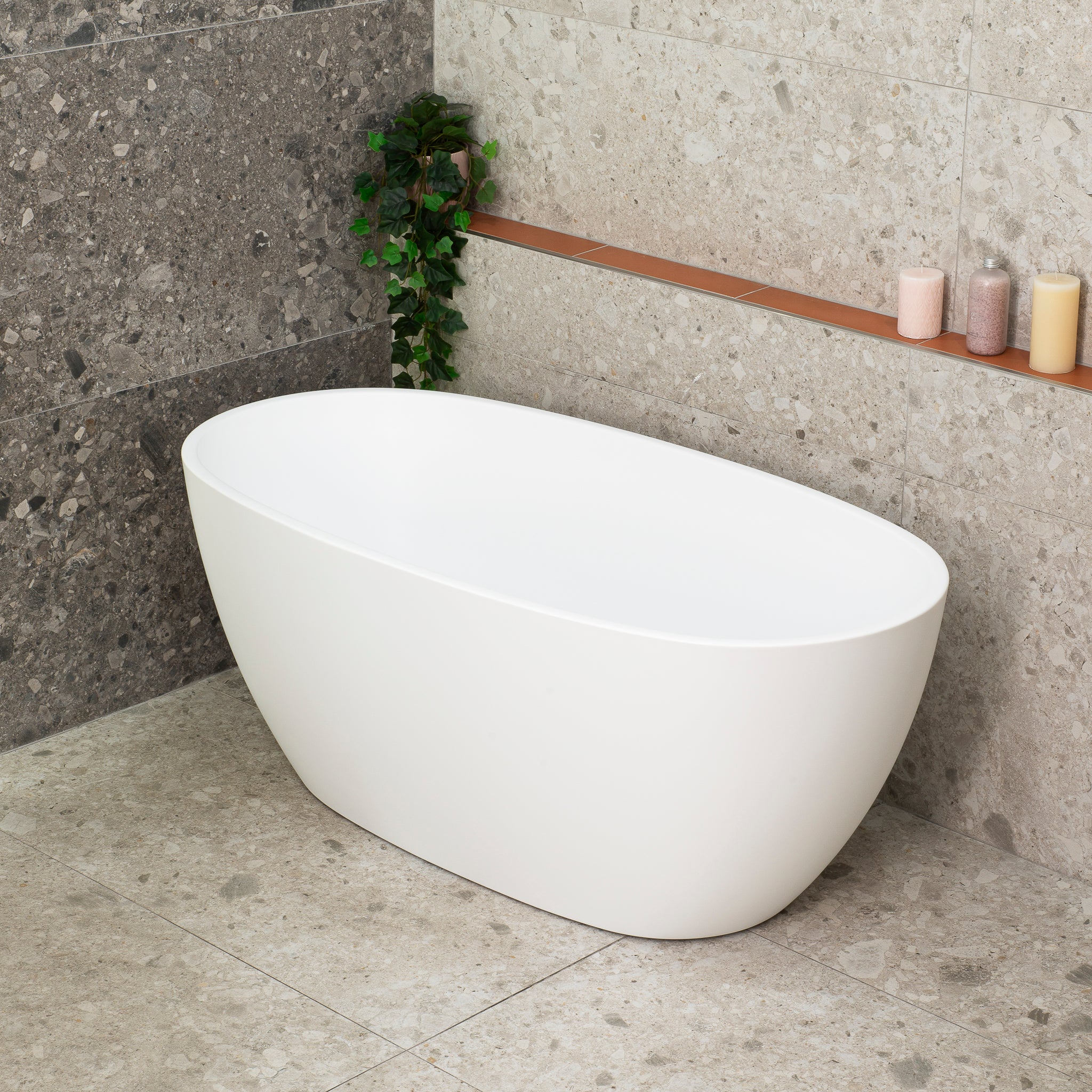 Byron Egg 1400mm Oval Freestanding Bath, Gloss White - Image 4