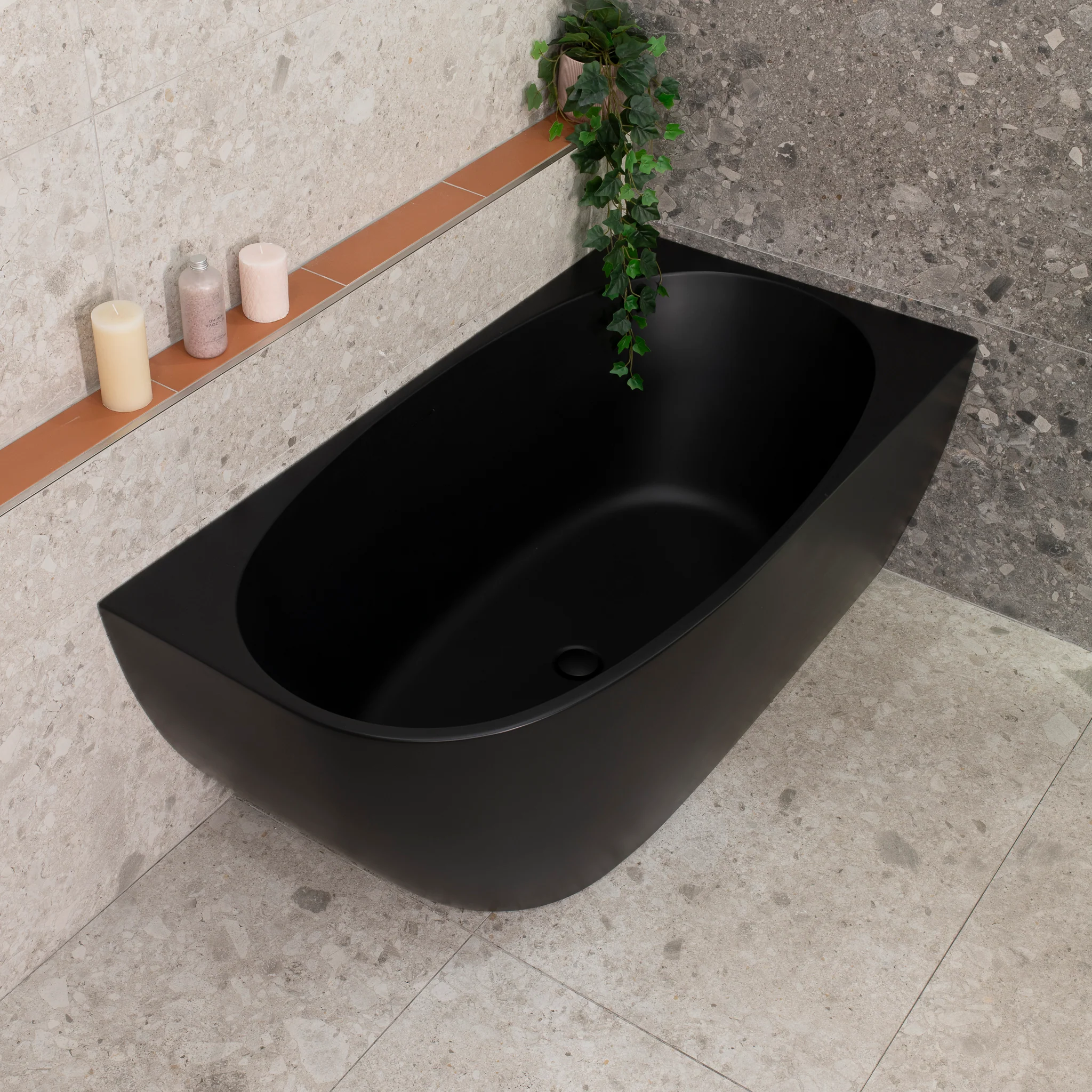 Byron Egg 1400mm Right Corner Freestanding Bath, Matte Black - Image 4