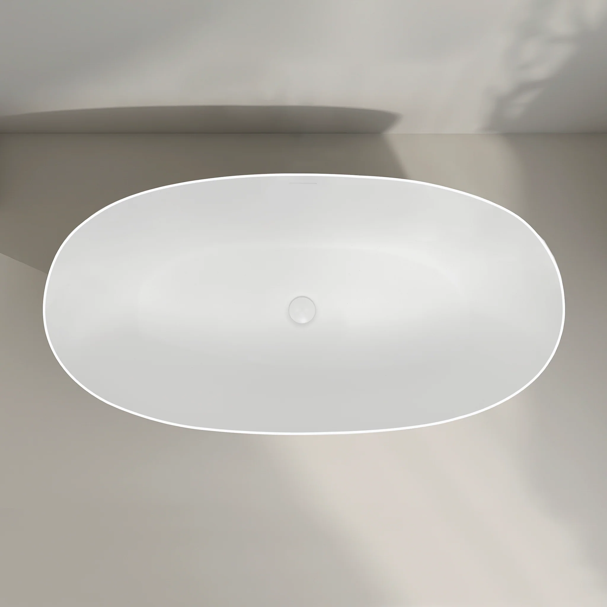 Byron Egg 1500mm Oval Artificial Stone Freestanding Bath, Gloss White - Image 3