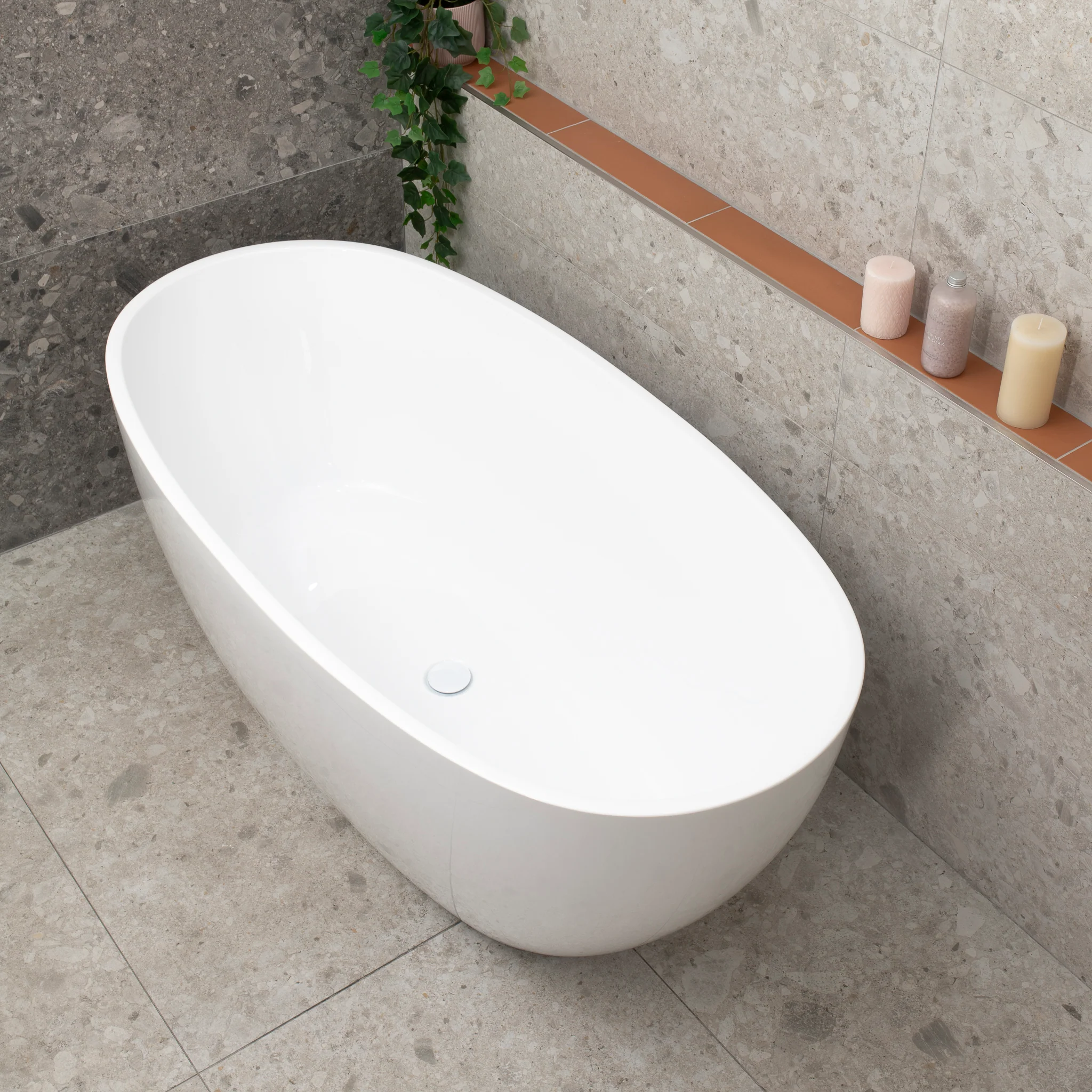 Byron Egg 1500mm Oval Freestanding Bath, Gloss White - Image 4
