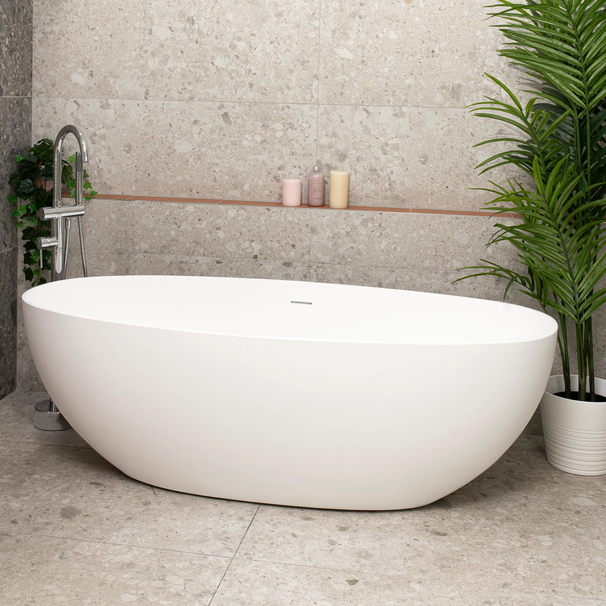 Byron Egg 1700mm Oval Artificial Stone Freestanding Bath, Gloss White - Image 2