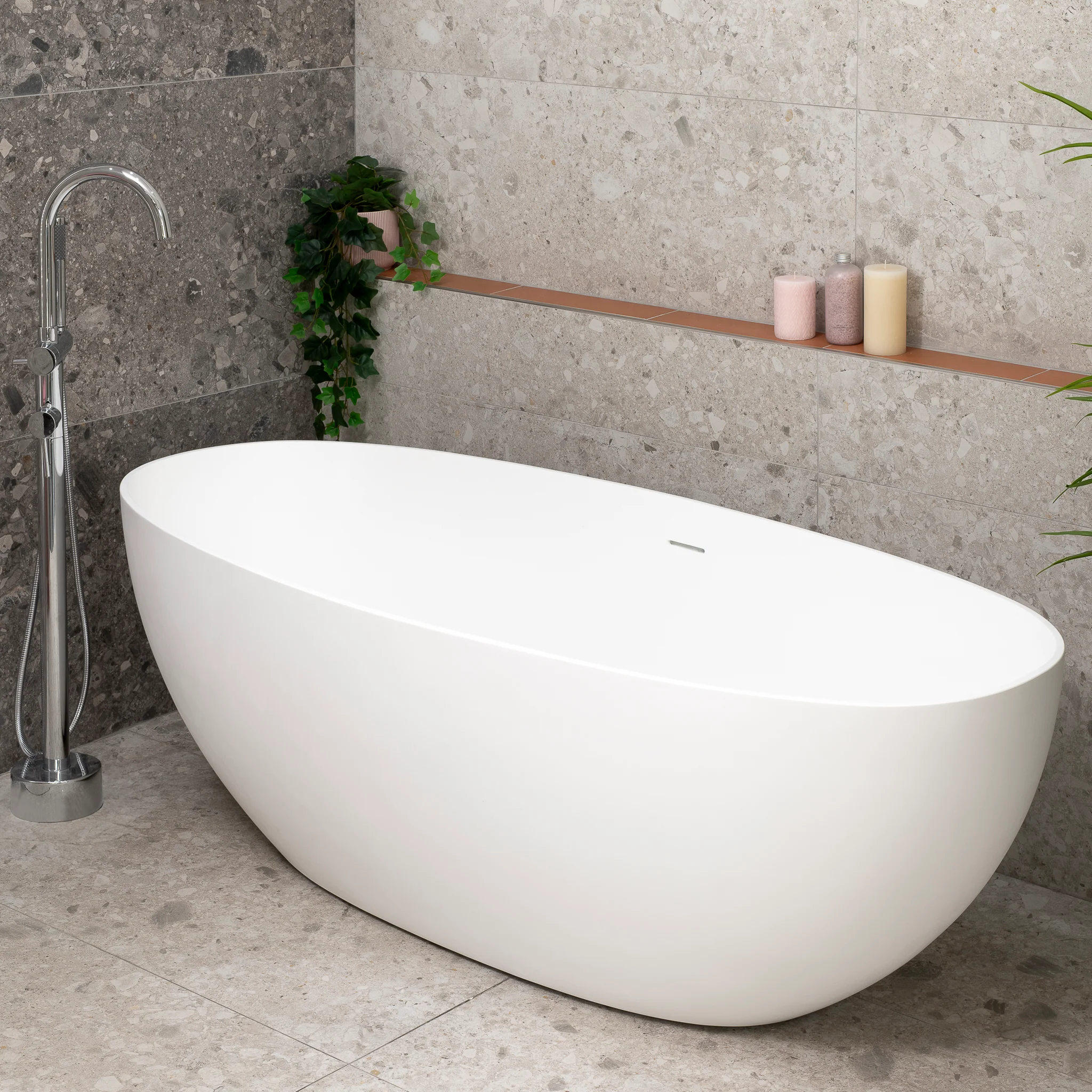 Byron Egg 1700mm Oval Artificial Stone Freestanding Bath, Gloss White - Image 4
