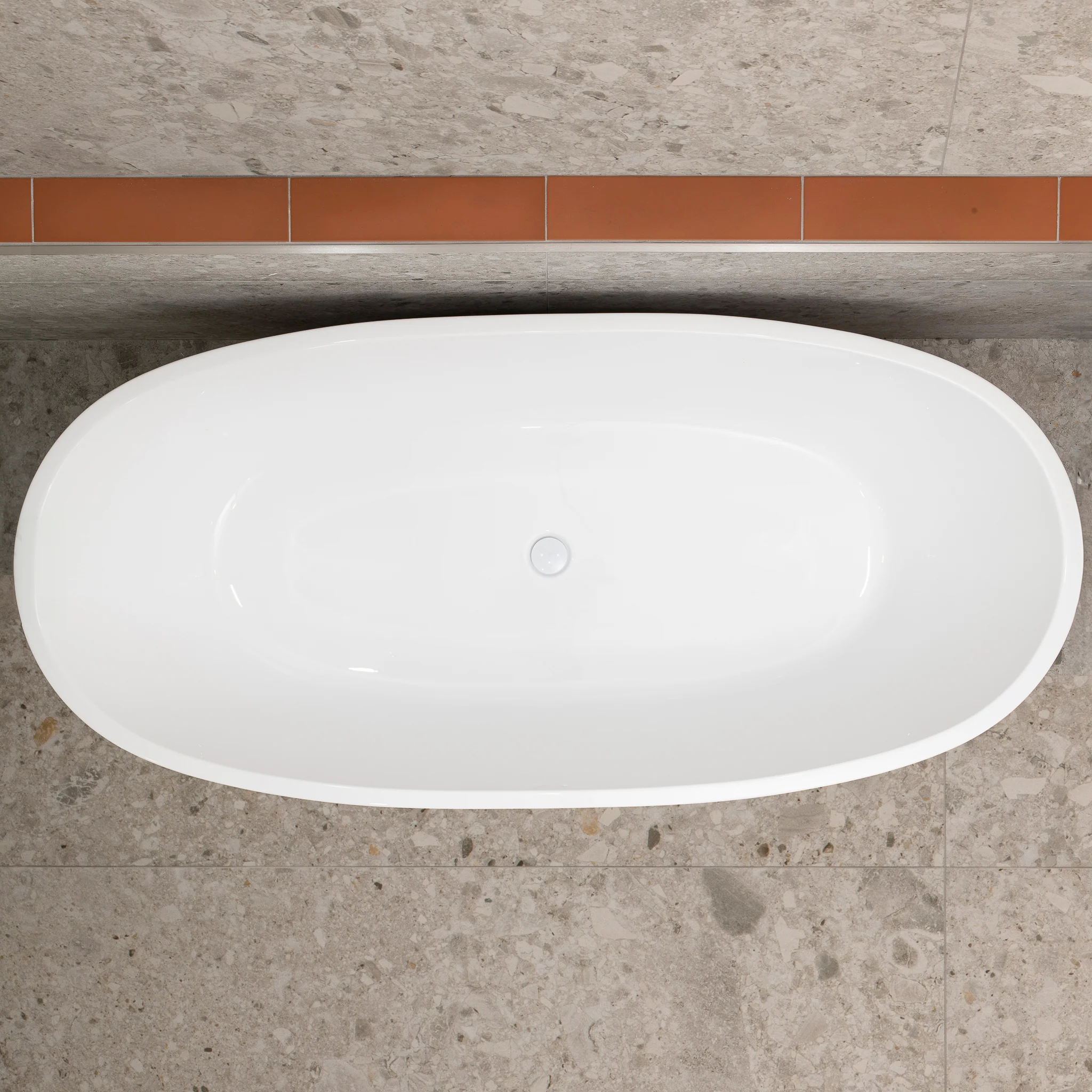 Byron Egg 1800mm Oval Freestanding Bath, Gloss White - Image 9