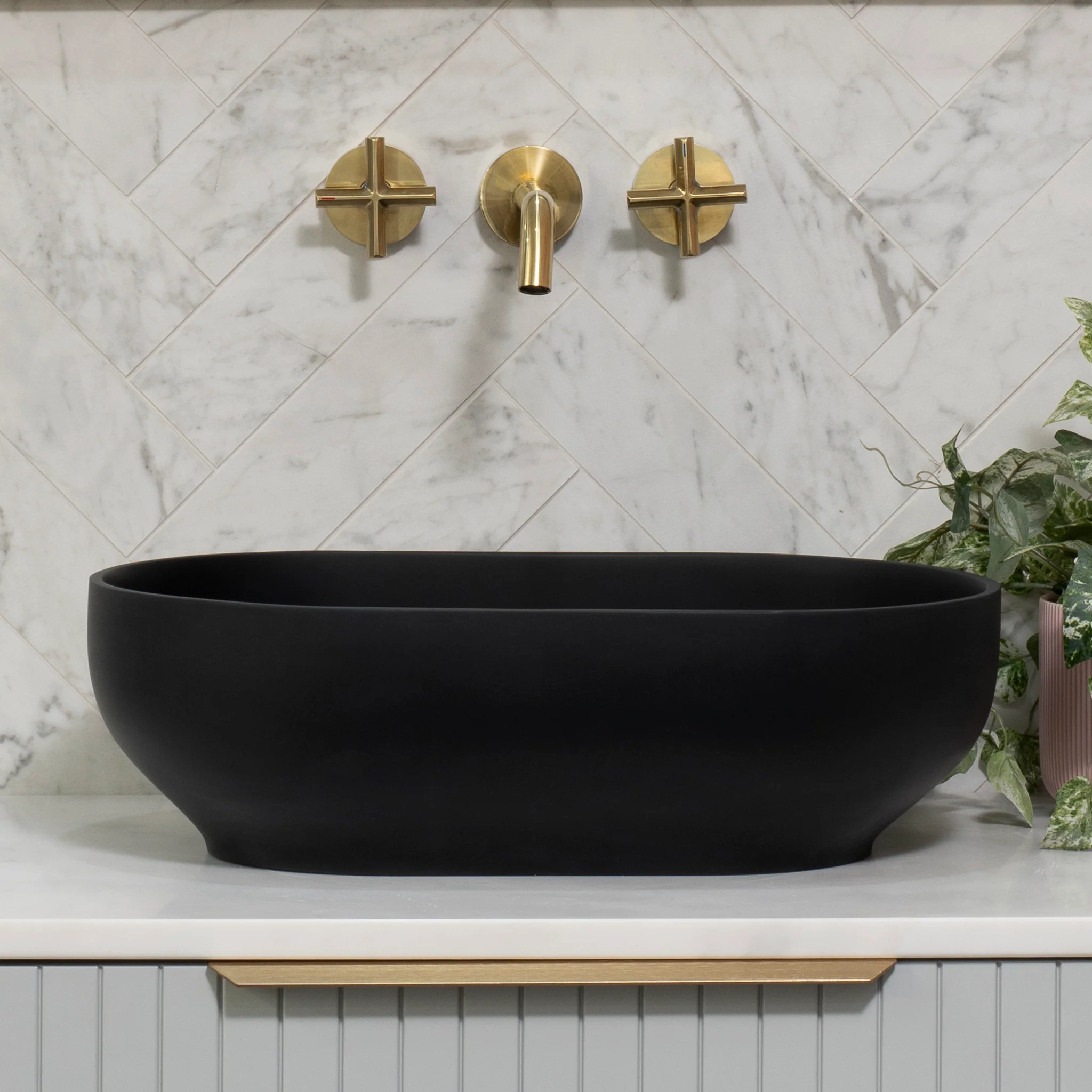 Byron Egg 500mm x 340mm Artificial Stone Above-Counter Basin, Matte Black *Clearance Stock* - Image 2