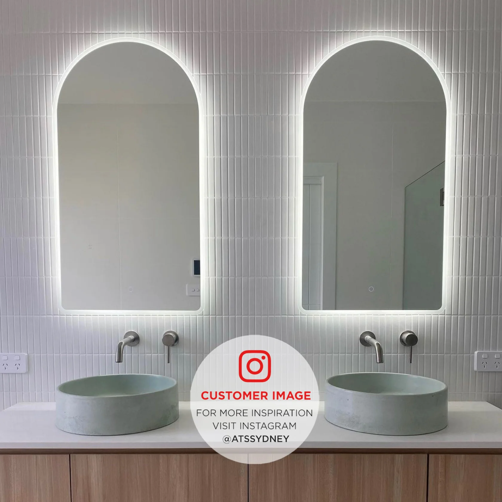 Arco Arch 550mm x 1000mm Frontlit and Backlit LED Frameless Mirror with Frosted Glass Border and Demister - Image 7