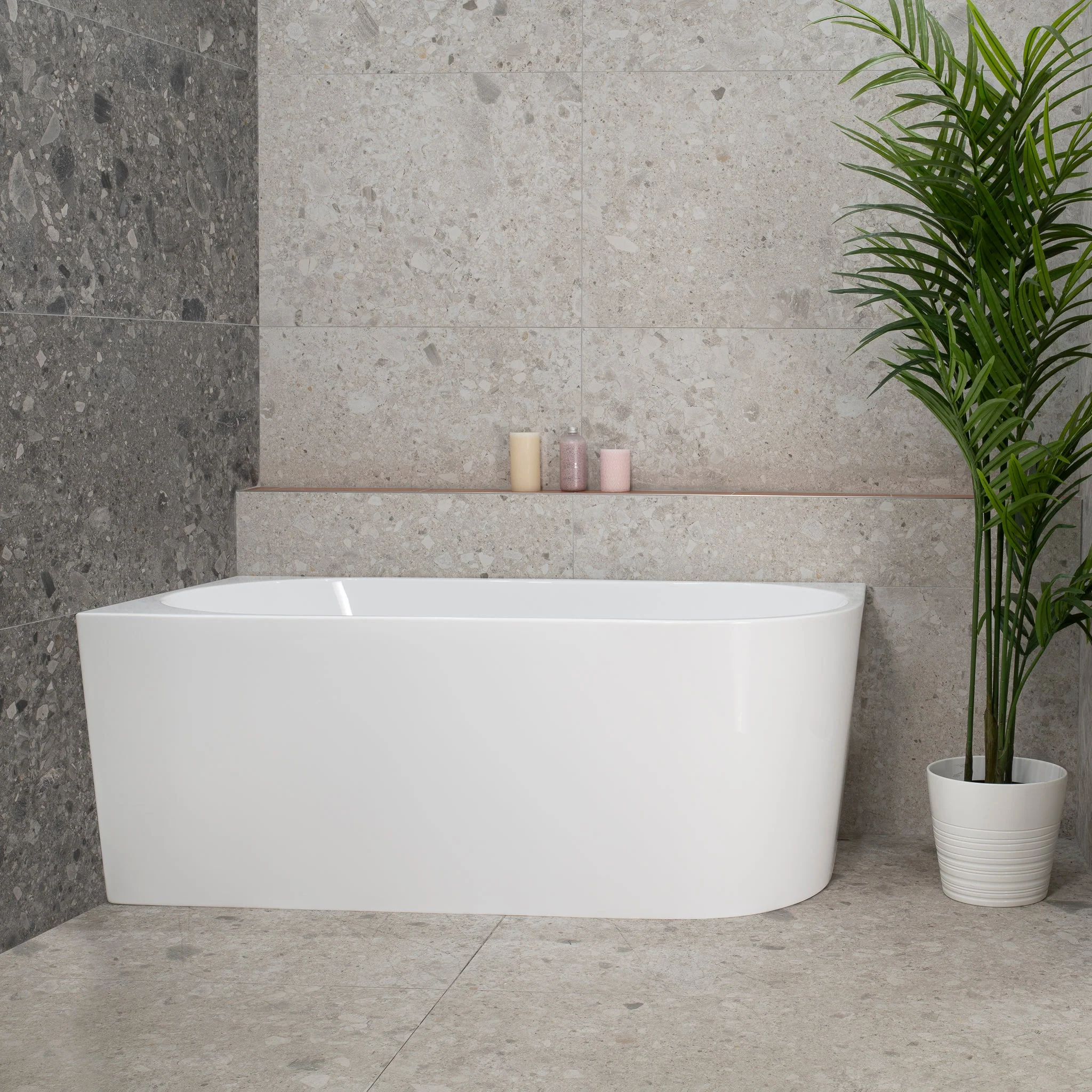 **CLEARANCE STOCK Avalon 1500mm Left Corner Freestanding Bath, Gloss White - Image 3