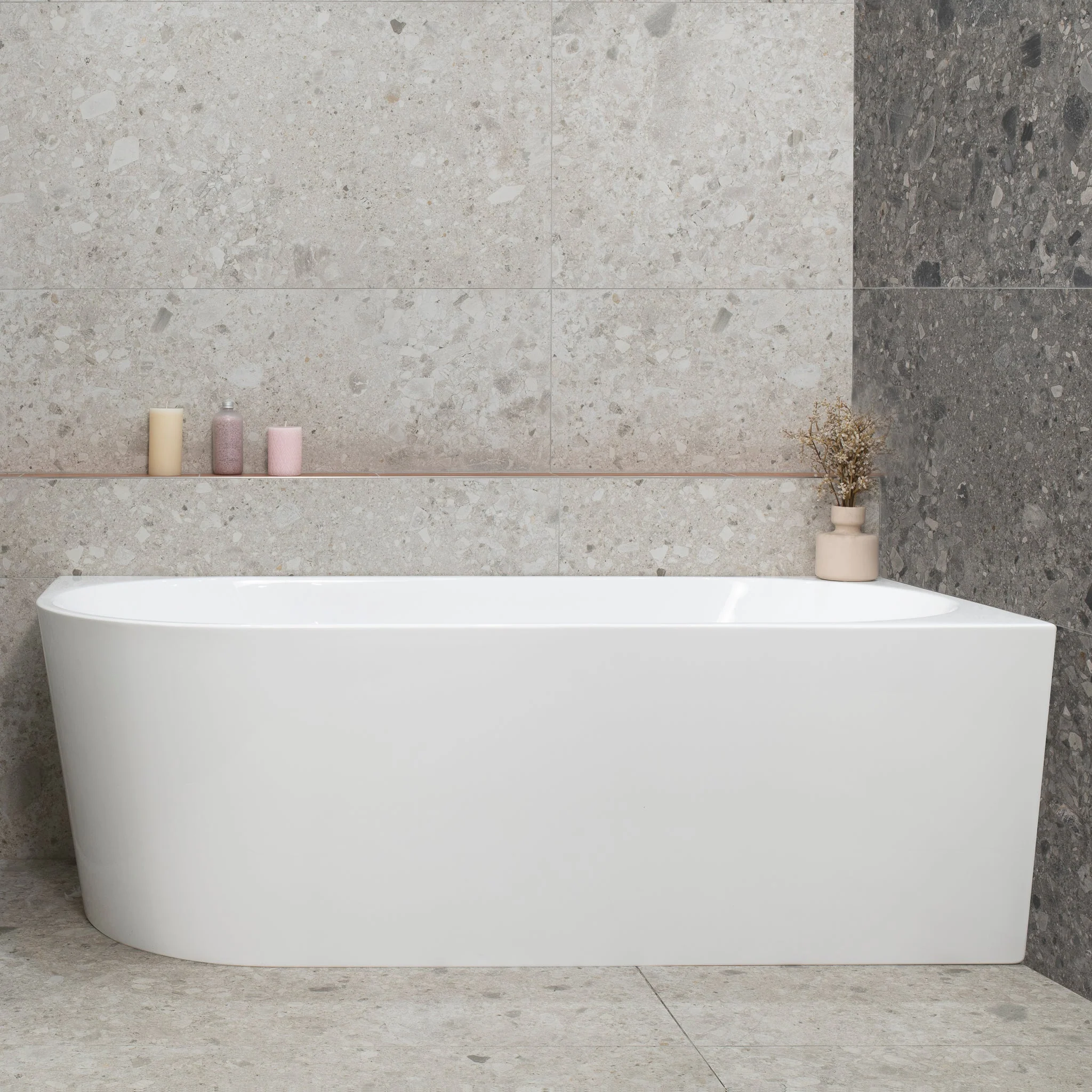 **CLEARANCE STOCK Avalon 1700mm Right Corner Freestanding Bath, Gloss White - Image 4