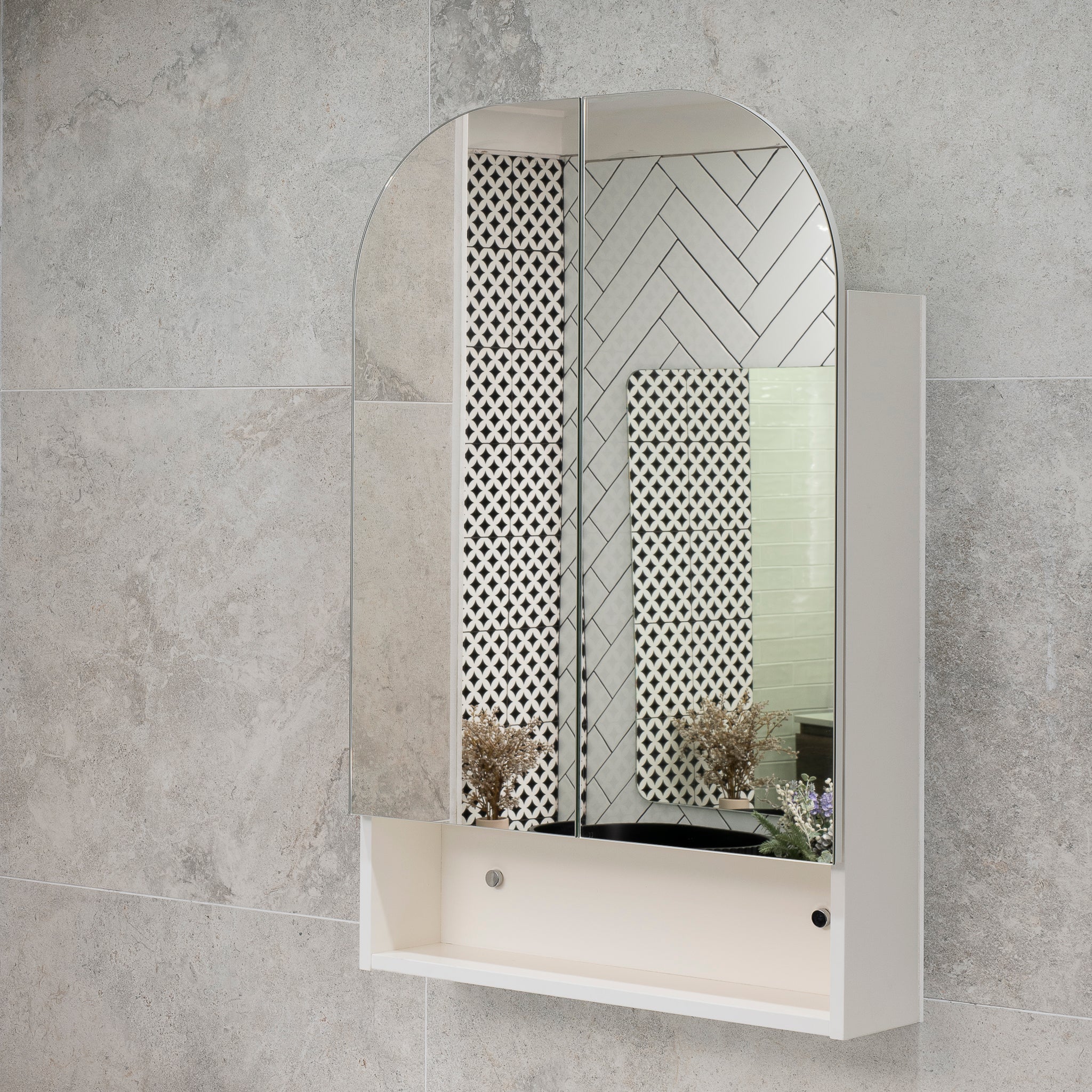 *Clearance* Tura Arch 600mm x 900mm Mirrored Shaving Cabinet with Exposed Shelf, Matte White - Image 3