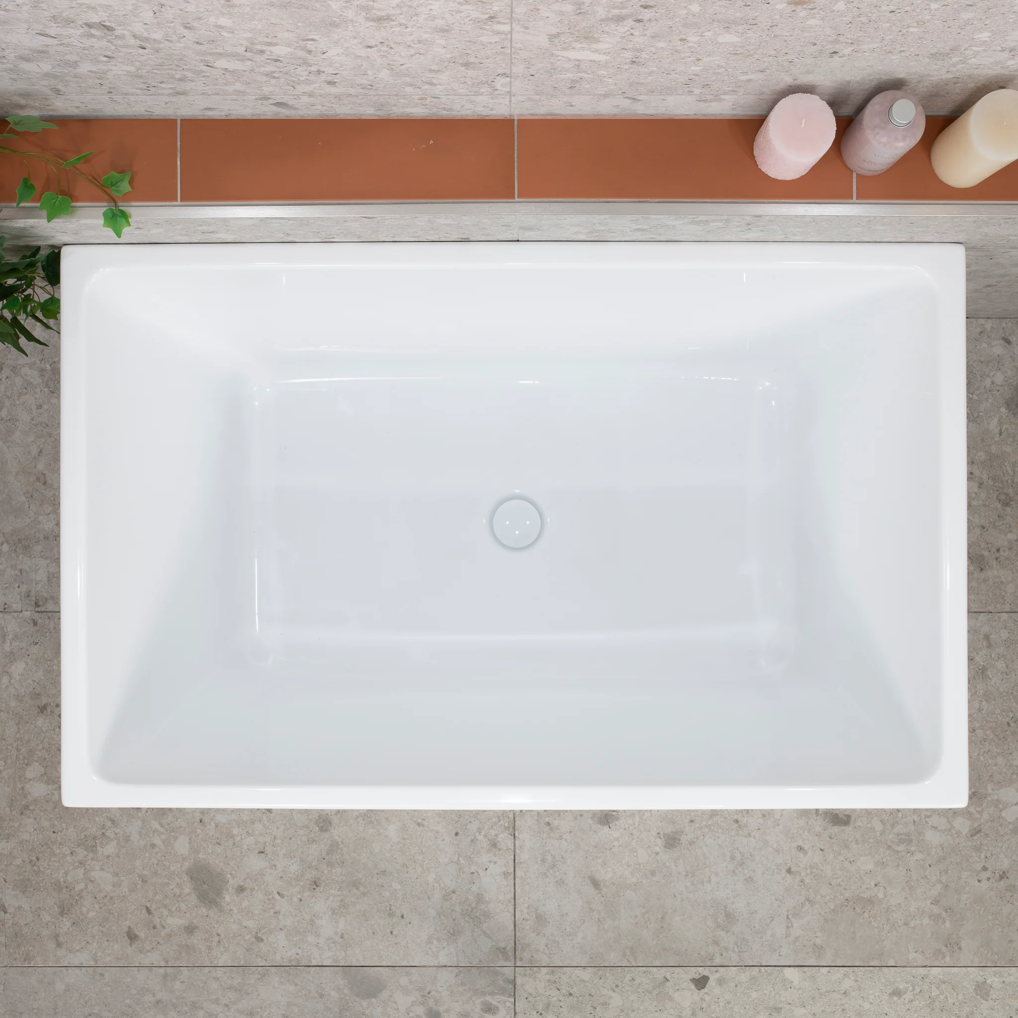 Cubix Extra Height 1100mm Japanese Soaking Bathtub, Gloss White - Image 3
