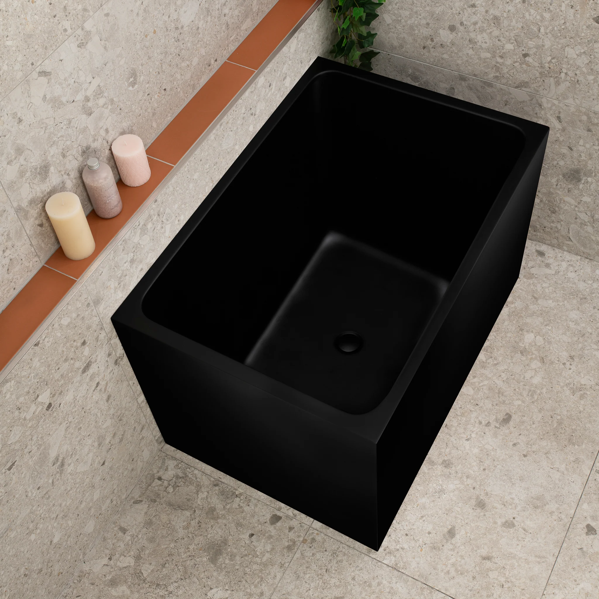 Cubix Extra Height 1000mm Japanese Soaking Bathtub, Matte Black - Image 4