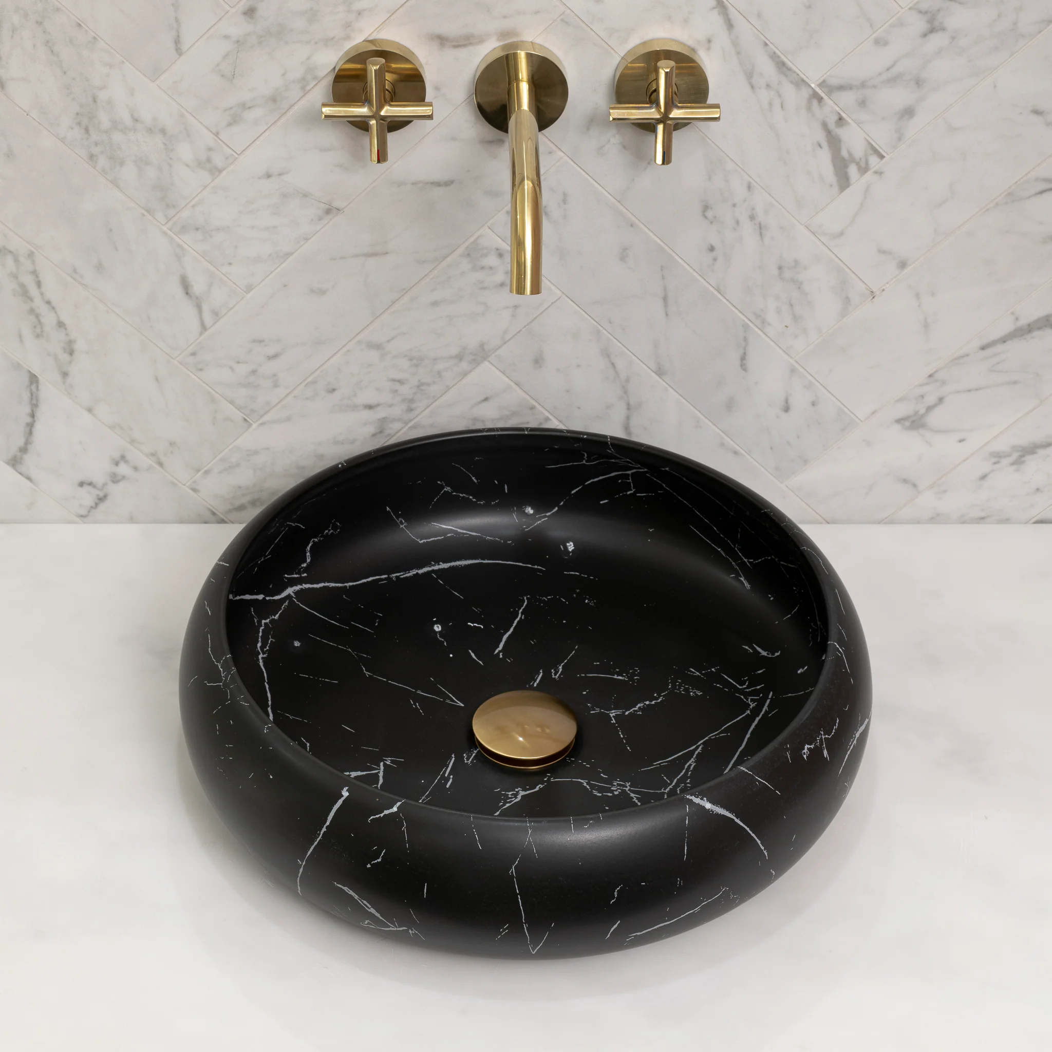 Disco Plus 415mm Above-Counter Basin, Fired Matte Nero Marquina - Image 3