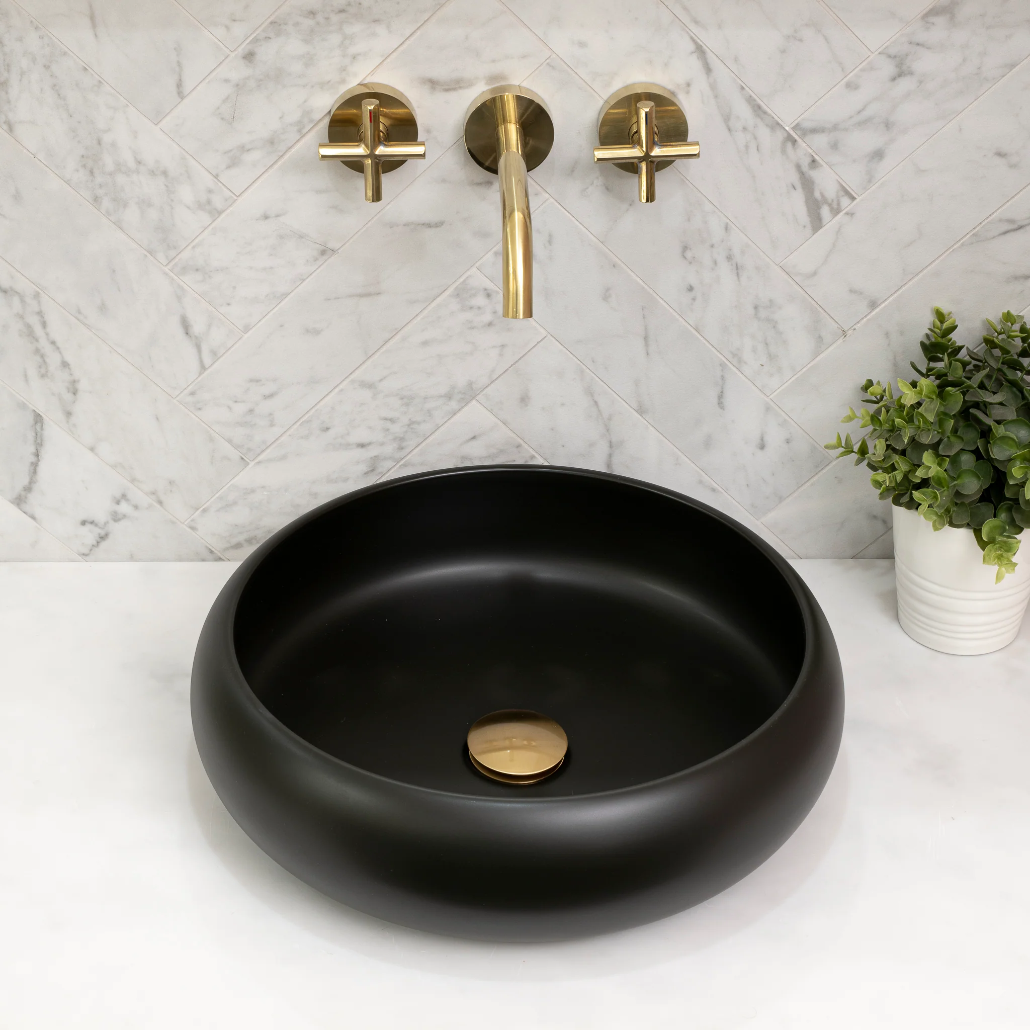Disco Plus 415mm Above-Counter Basin, Matte Black - Image 3