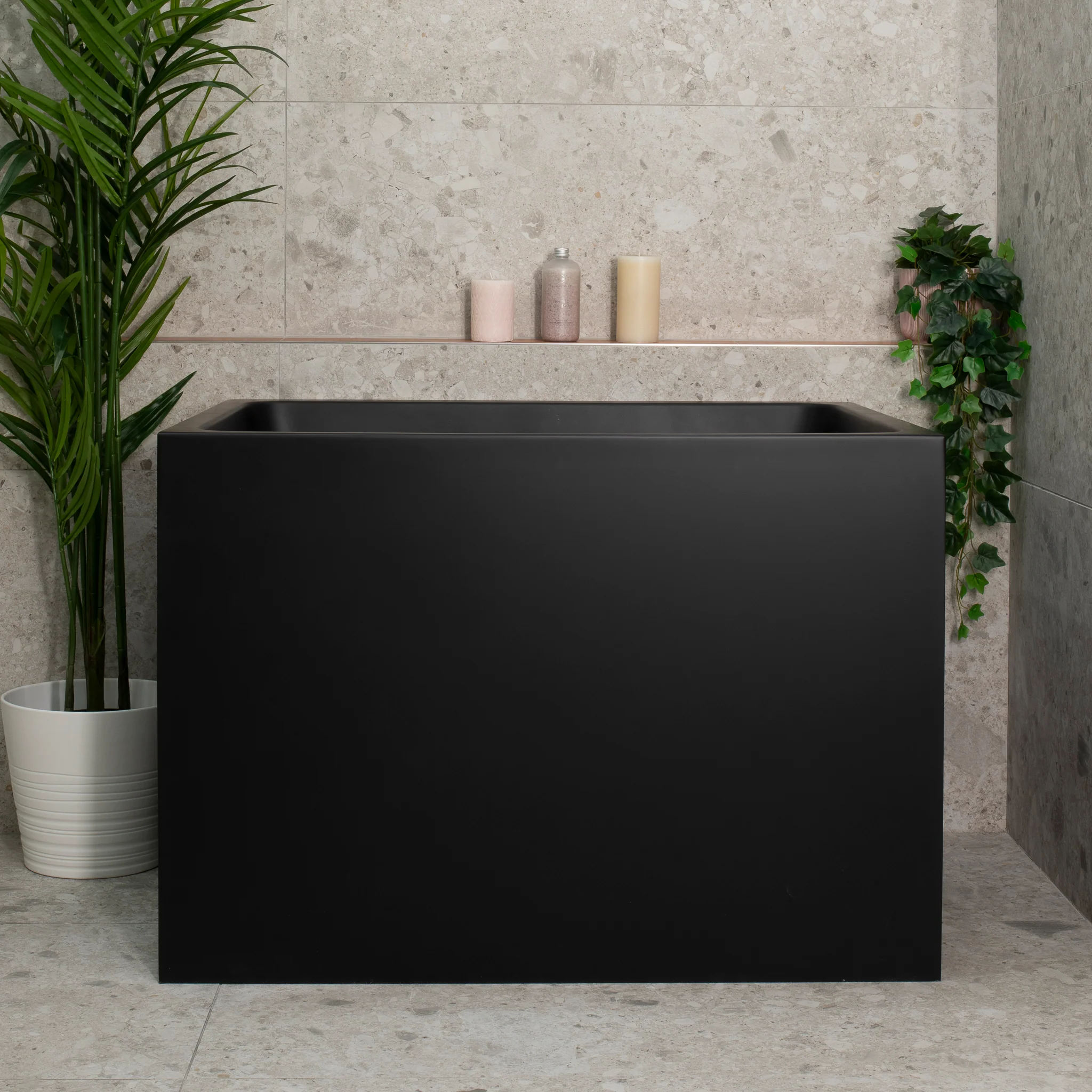 Hicube Multifit 1000mm Japanese Soaking Freestanding Bath with Seat, Matte Black - Image 2