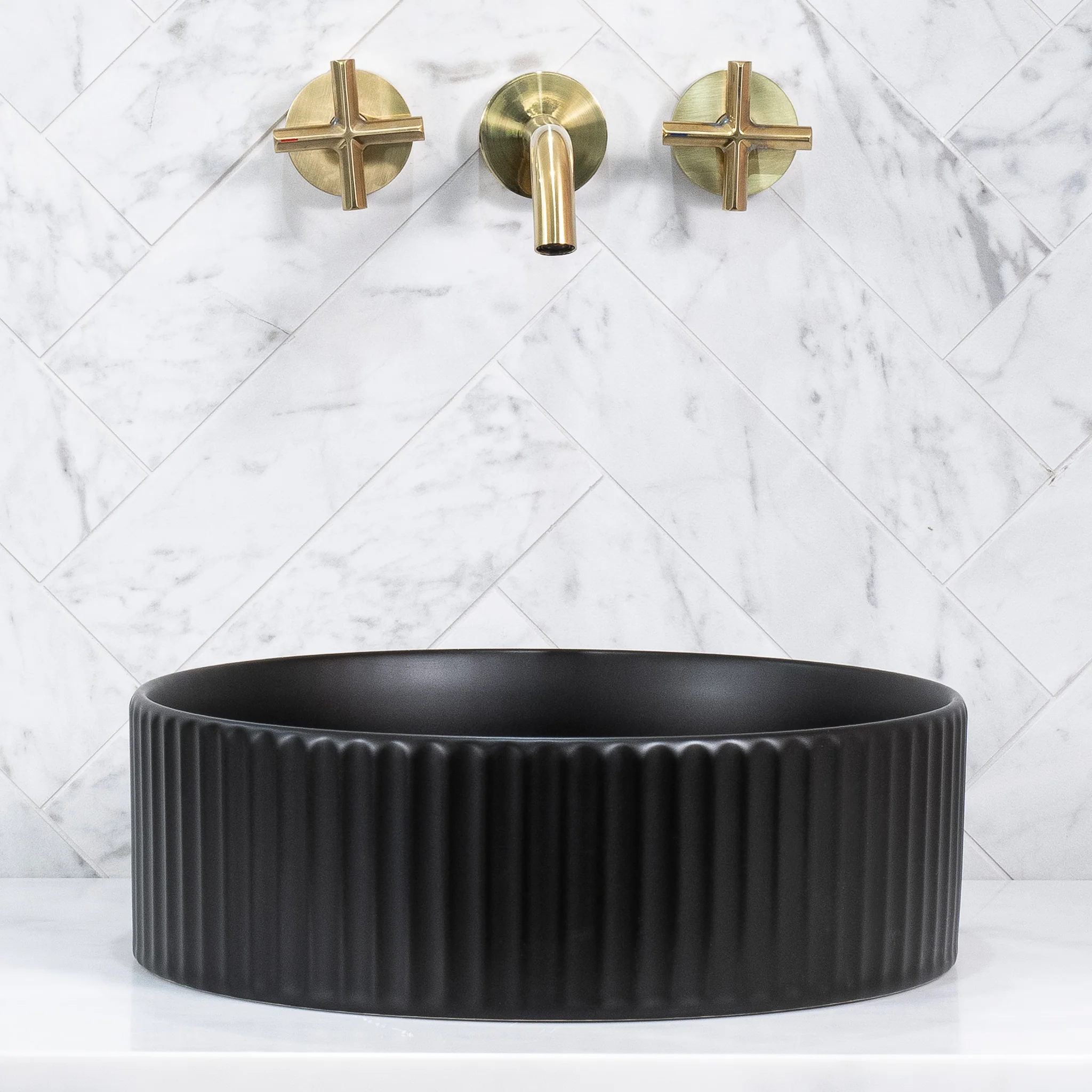 Kahm Fluted 360mm Above-Counter Basin, Matte Black *Clearance Stock* - Image 3