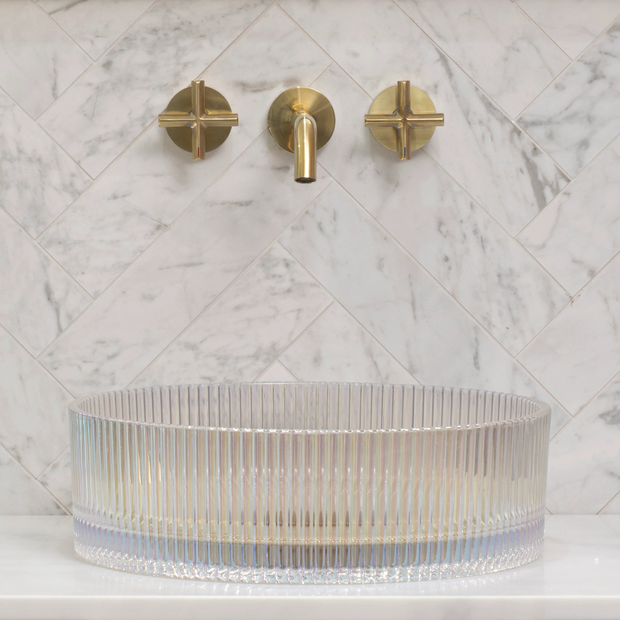 Kahm Mediterranean Fluted 400mm Above-Counter Glass Basin, Mermaid Glass - Image 3