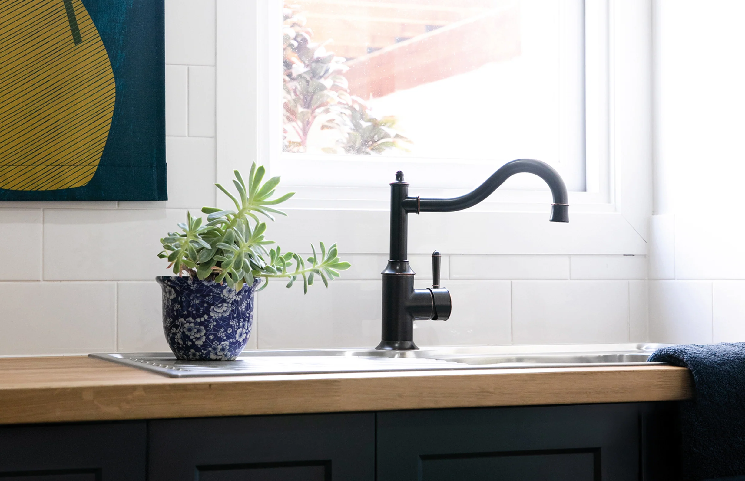 Phoenix Nostalgia Sink Mixer 220mm Shepherds Crook | Antique Black | - Image 3