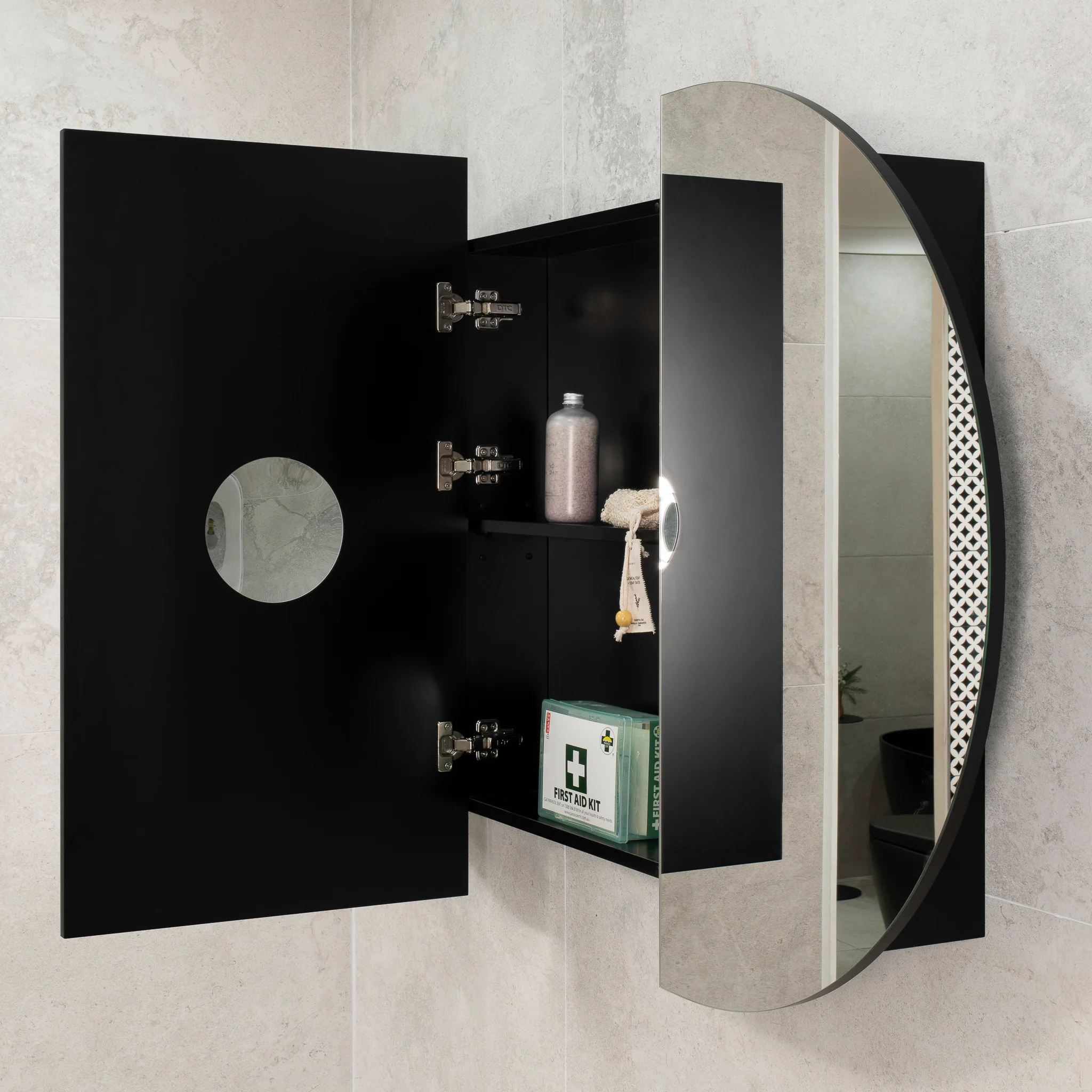 Pill Oval 1500mm x 900mm Mirrored Shaving Cabinet, Matte Black - Image 8