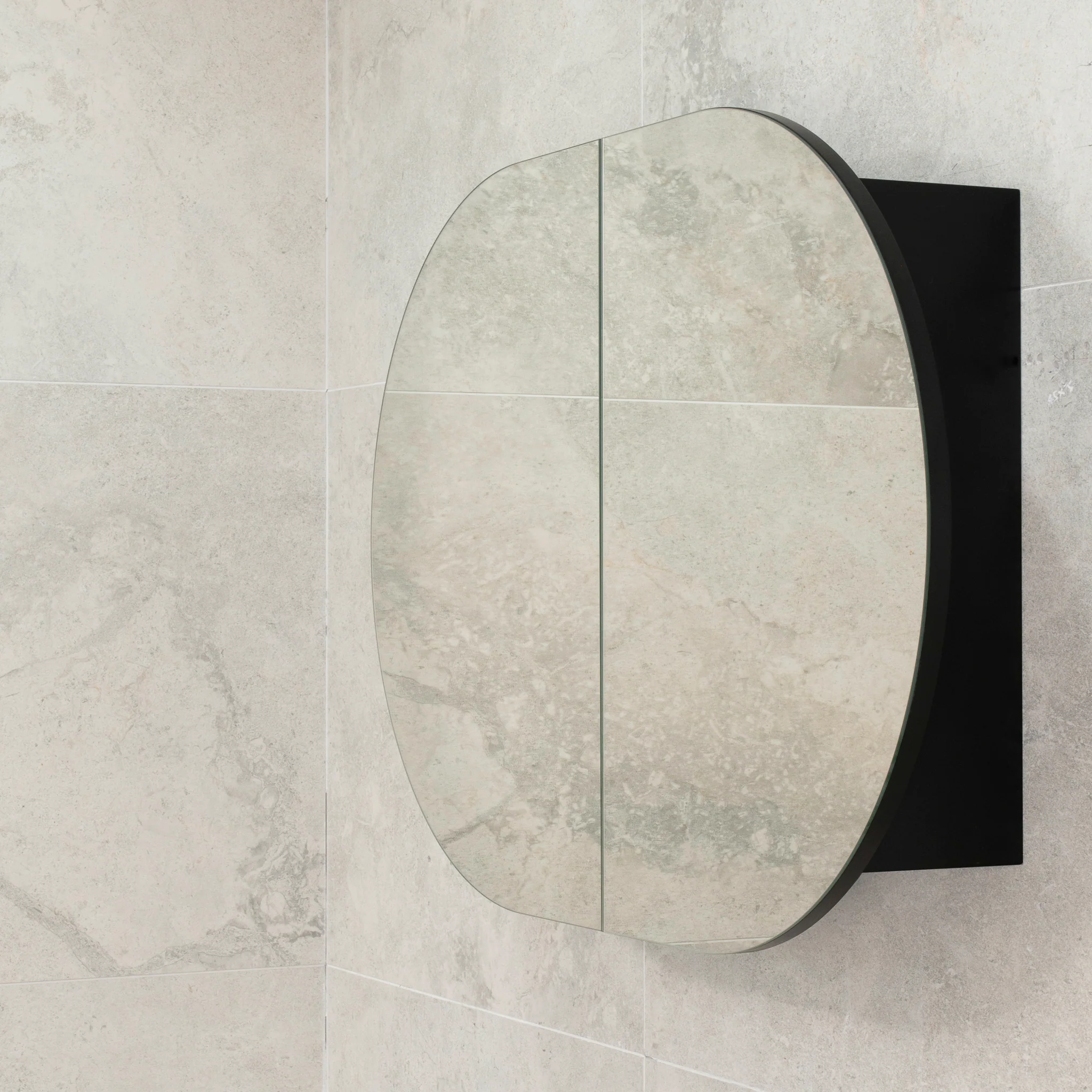Pill Oval 900mm x 600mm Mirrored Shaving Cabinet, Matte Black - Image 5