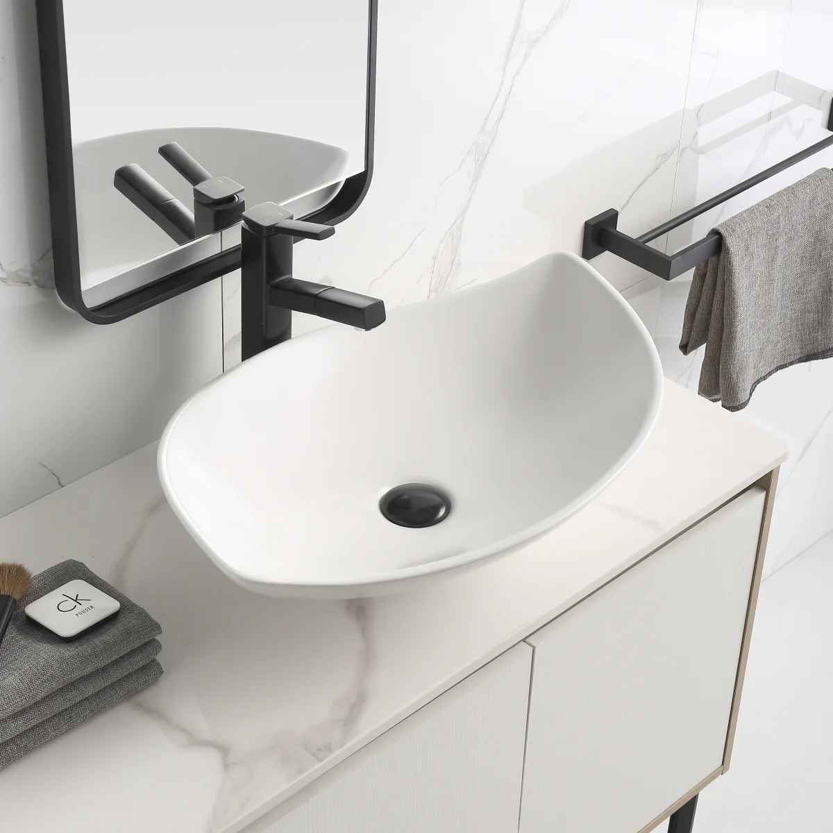Pirouette 655mm x 400mm Above-Counter Basin, Matte White - Image 3