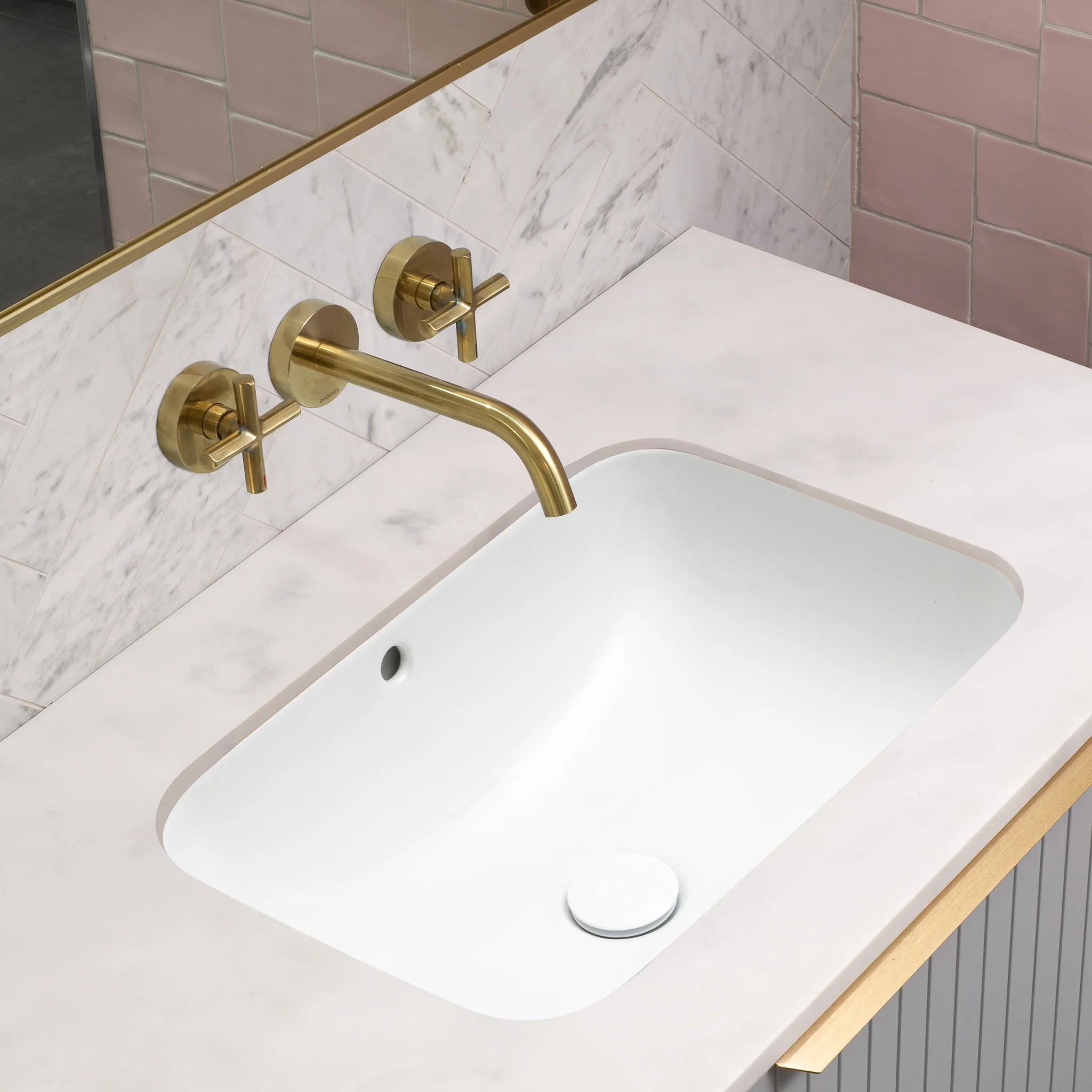 Retti Rectangular 515mm x 375mm Under-Counter Basin with Overflow, Gloss White - Image 3
