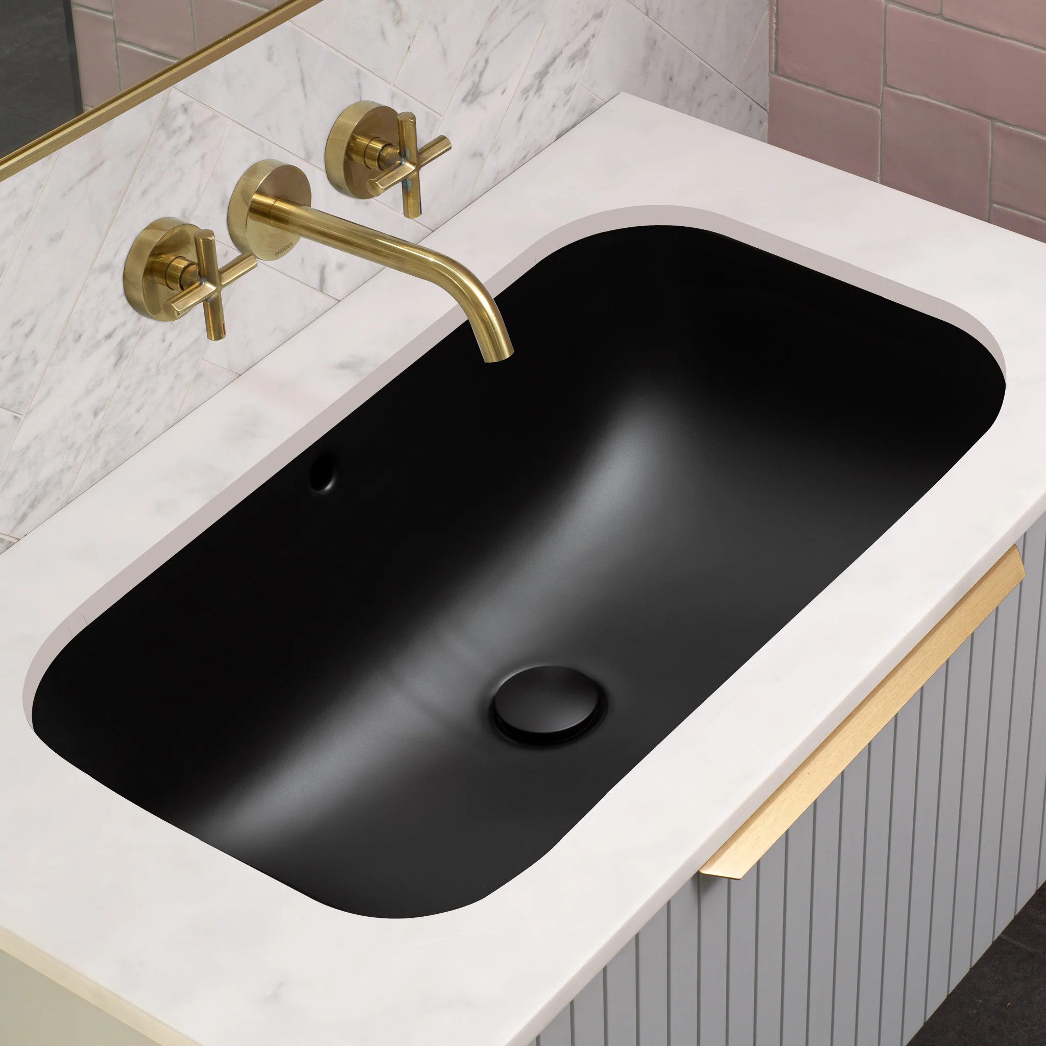 Retti Rectangular 695mm x 420mm Under-Counter Basin with Overflow, Matte Black - Image 3