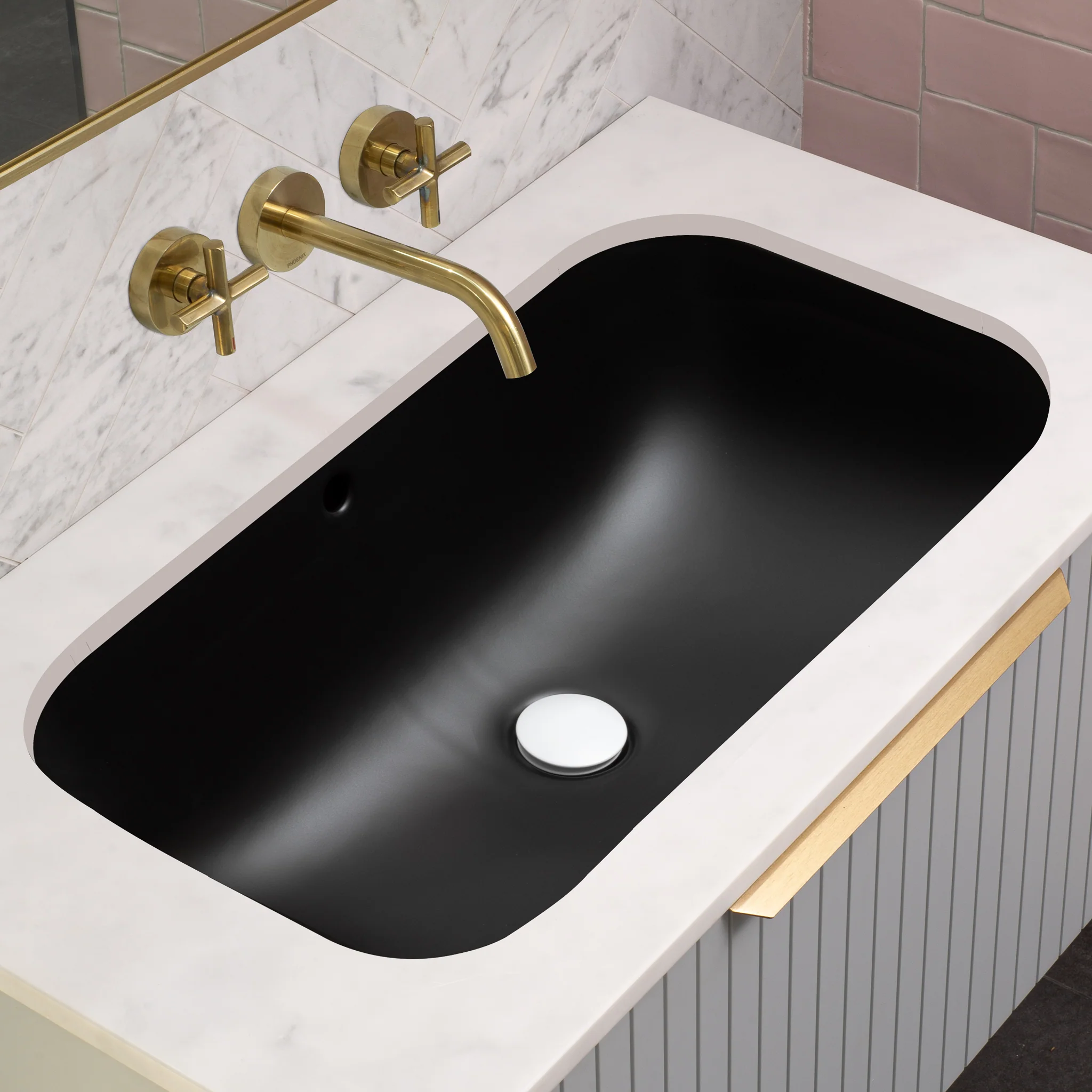 Retti Rectangular 695mm x 420mm Under-Counter Basin with Overflow, Matte Black - Image 4