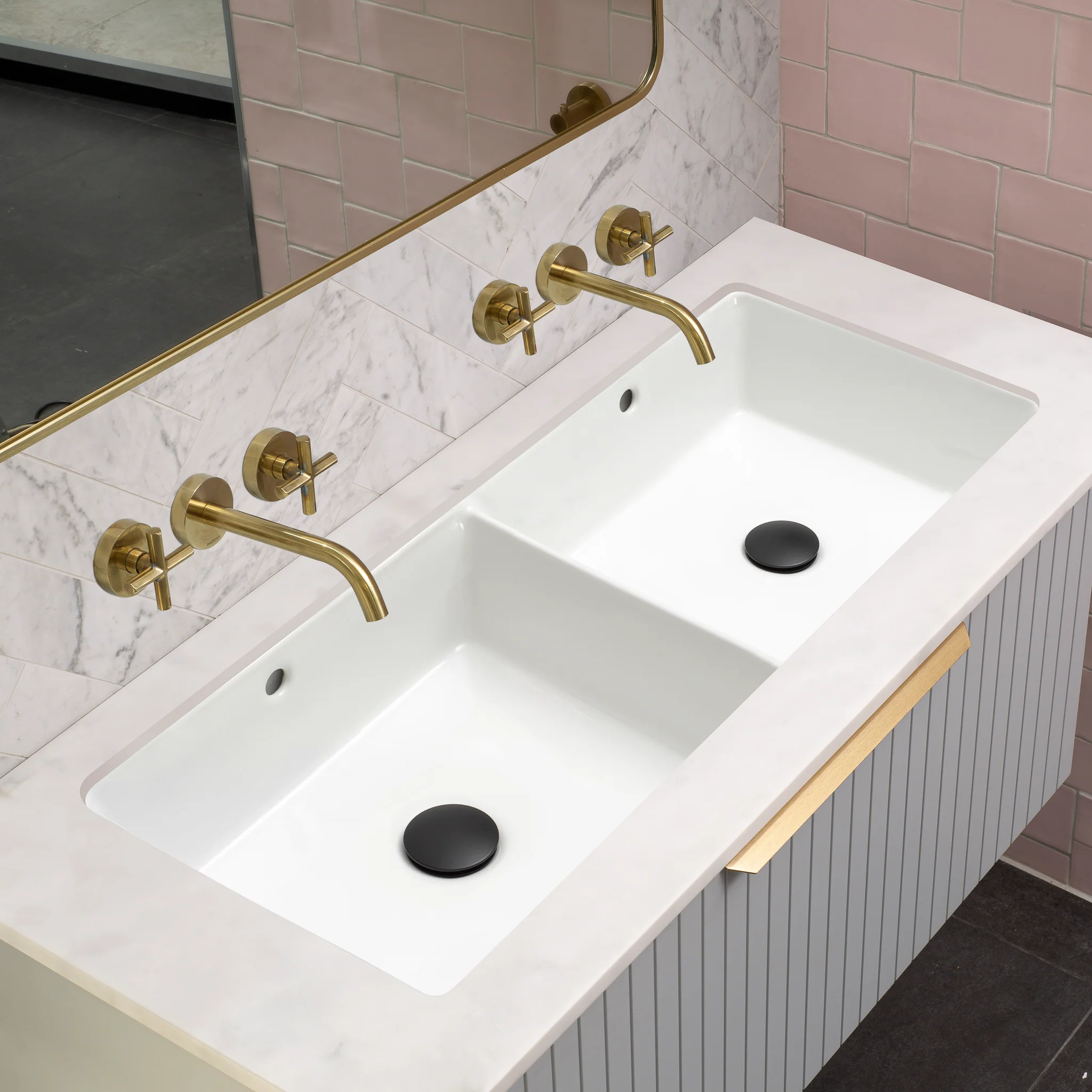 Retti Rectangular 880mm x 390mm Under-Counter Basin with Double Sink and Overflow, Gloss White - Image 4