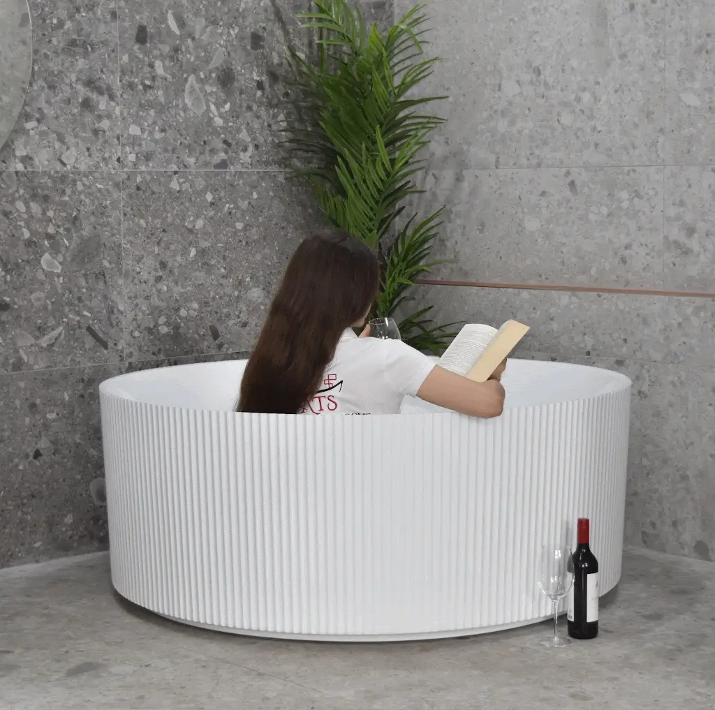 Sunshine Groove 1500mm Fluted Round Freestanding Bath, Gloss White - Image 4