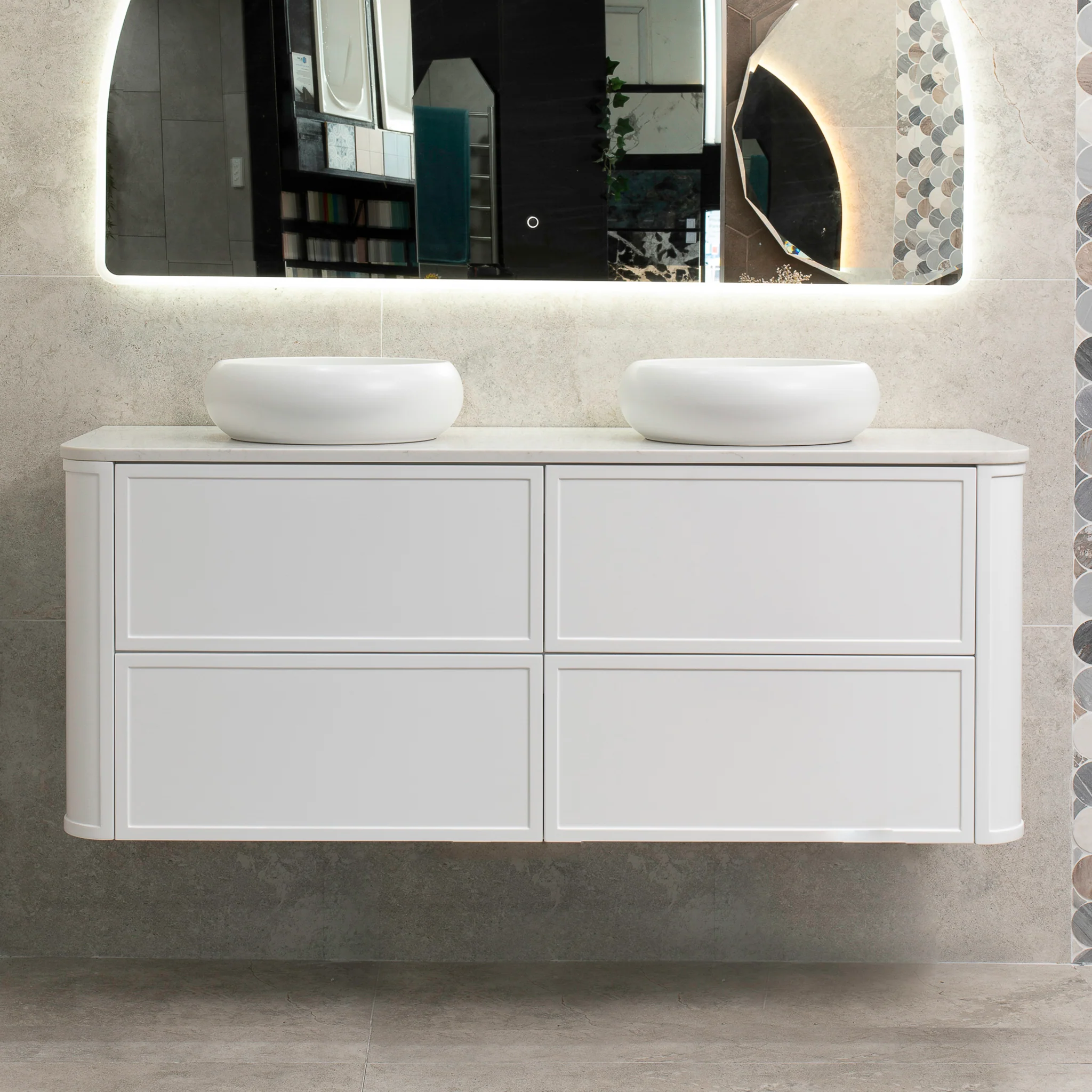 Tura Shaker 1500mm Curved Wall Hung Vanity Cabinet, Matte White - Image 3