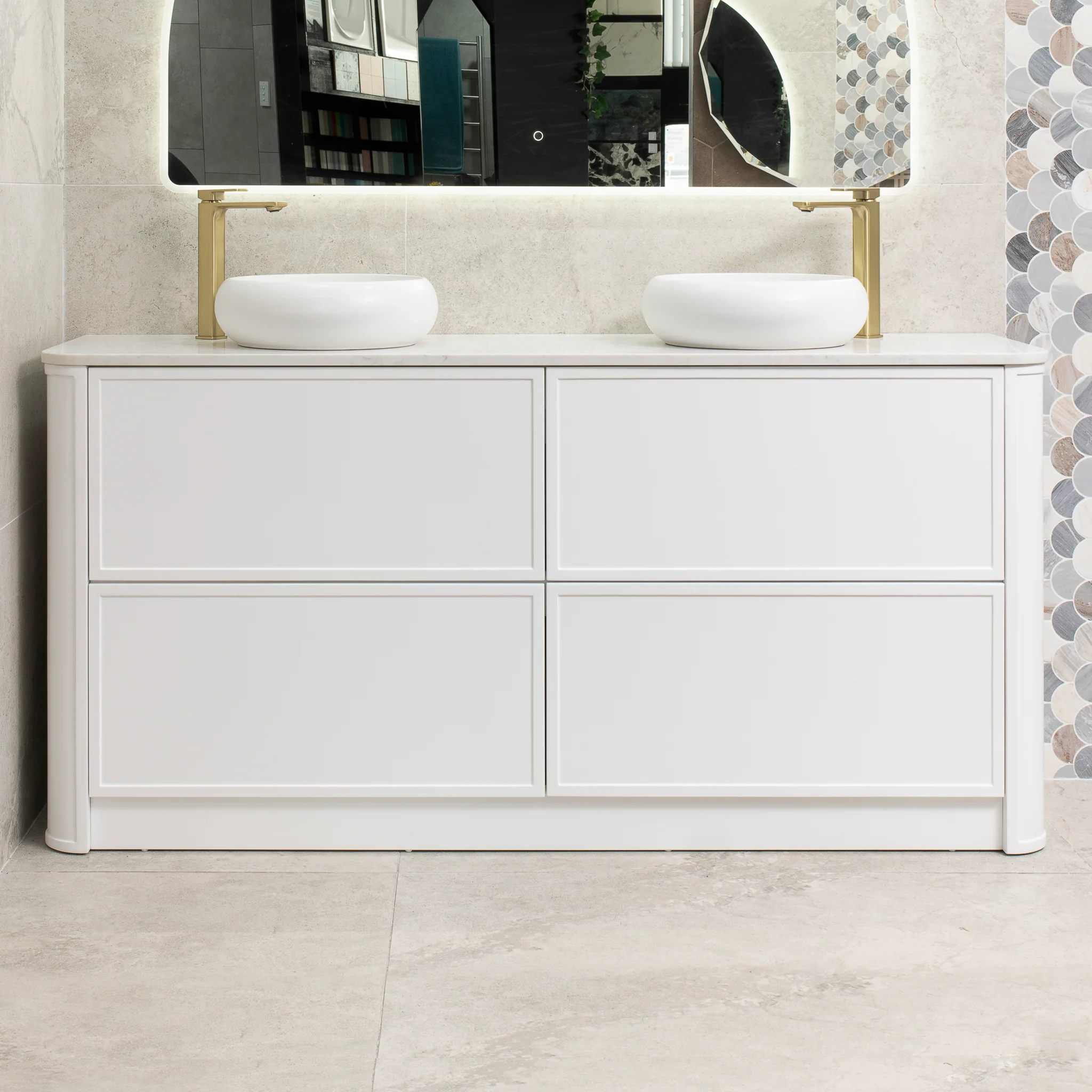 Tura Shaker 1800mm Curved Floorstanding Vanity Cabinet, Matte White - Image 3