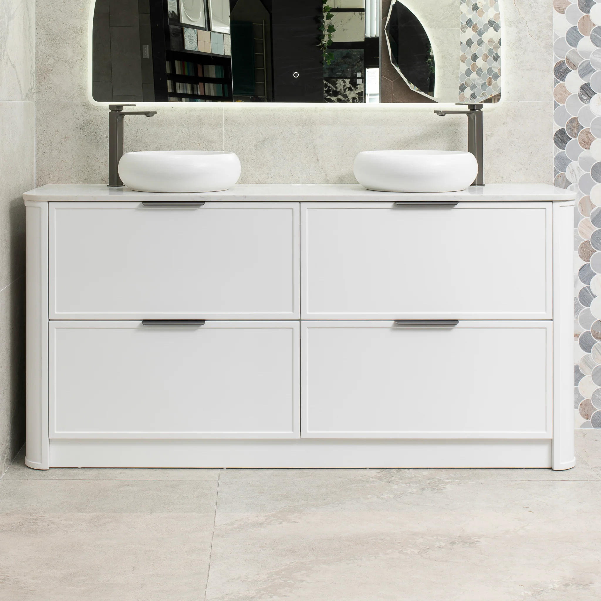Tura Shaker 1800mm Curved Floorstanding Vanity Cabinet, Matte White - Image 4
