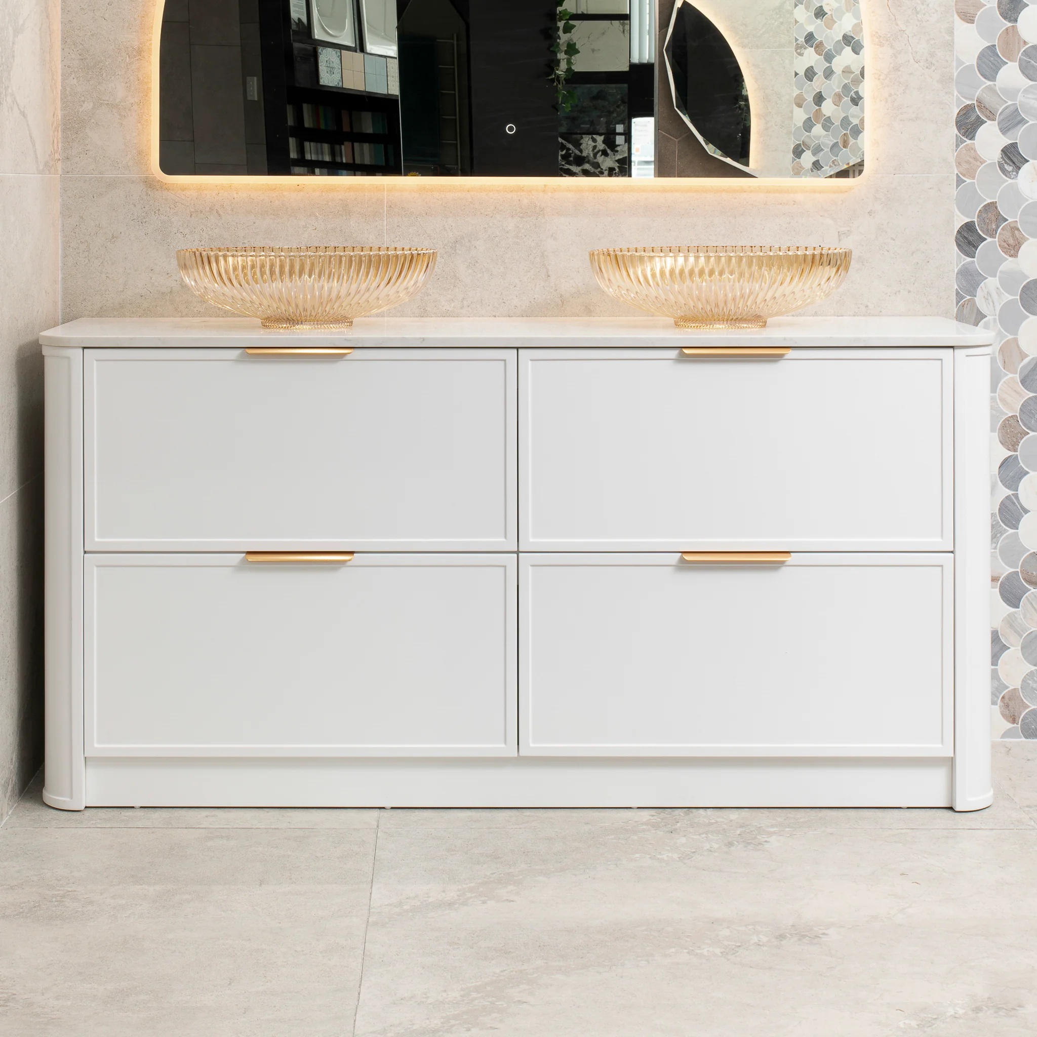 Tura Shaker 1800mm Curved Floorstanding Vanity Cabinet, Matte White - Image 5