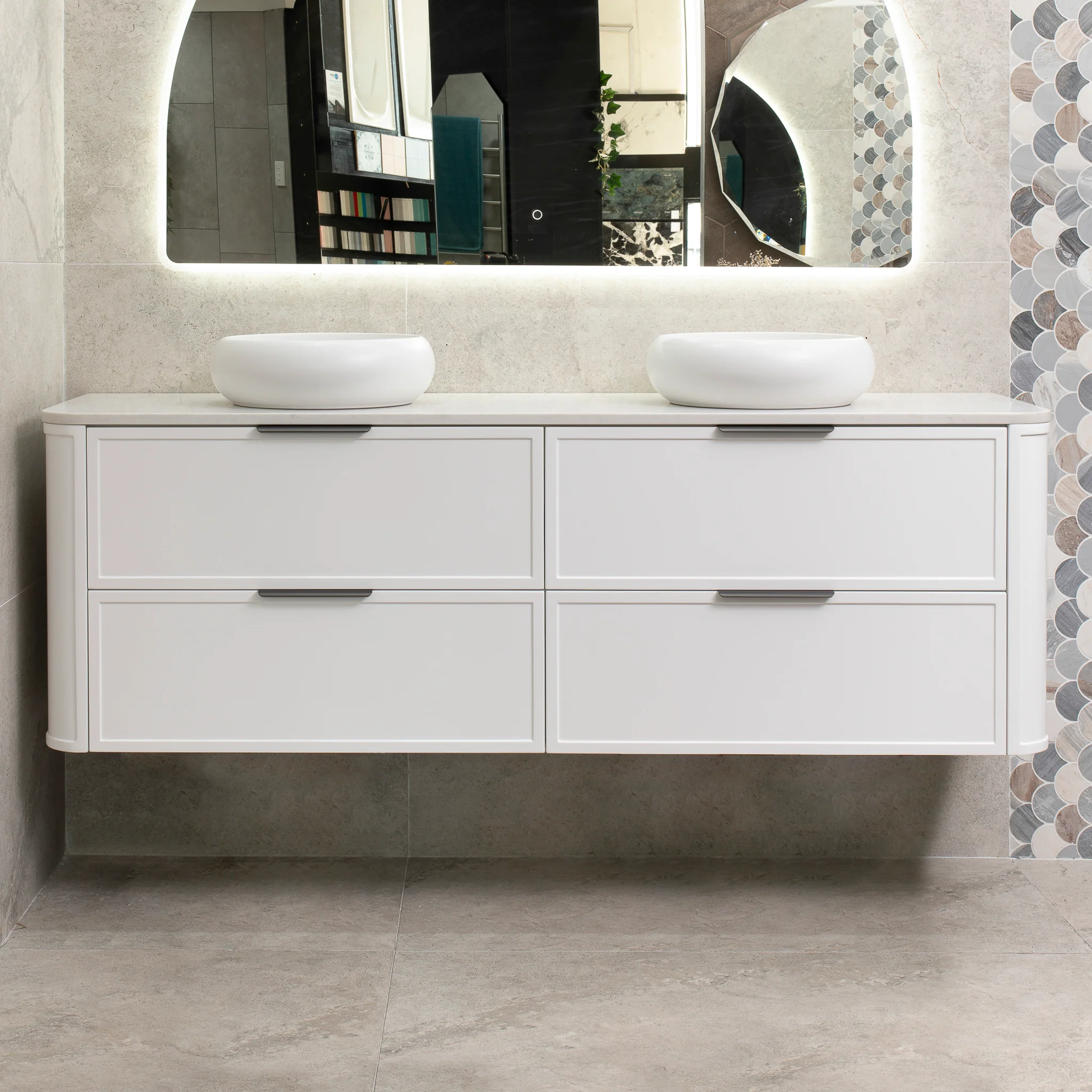 Tura Shaker 1800mm Curved Wall Hung Vanity Cabinet, Matte White - Image 4
